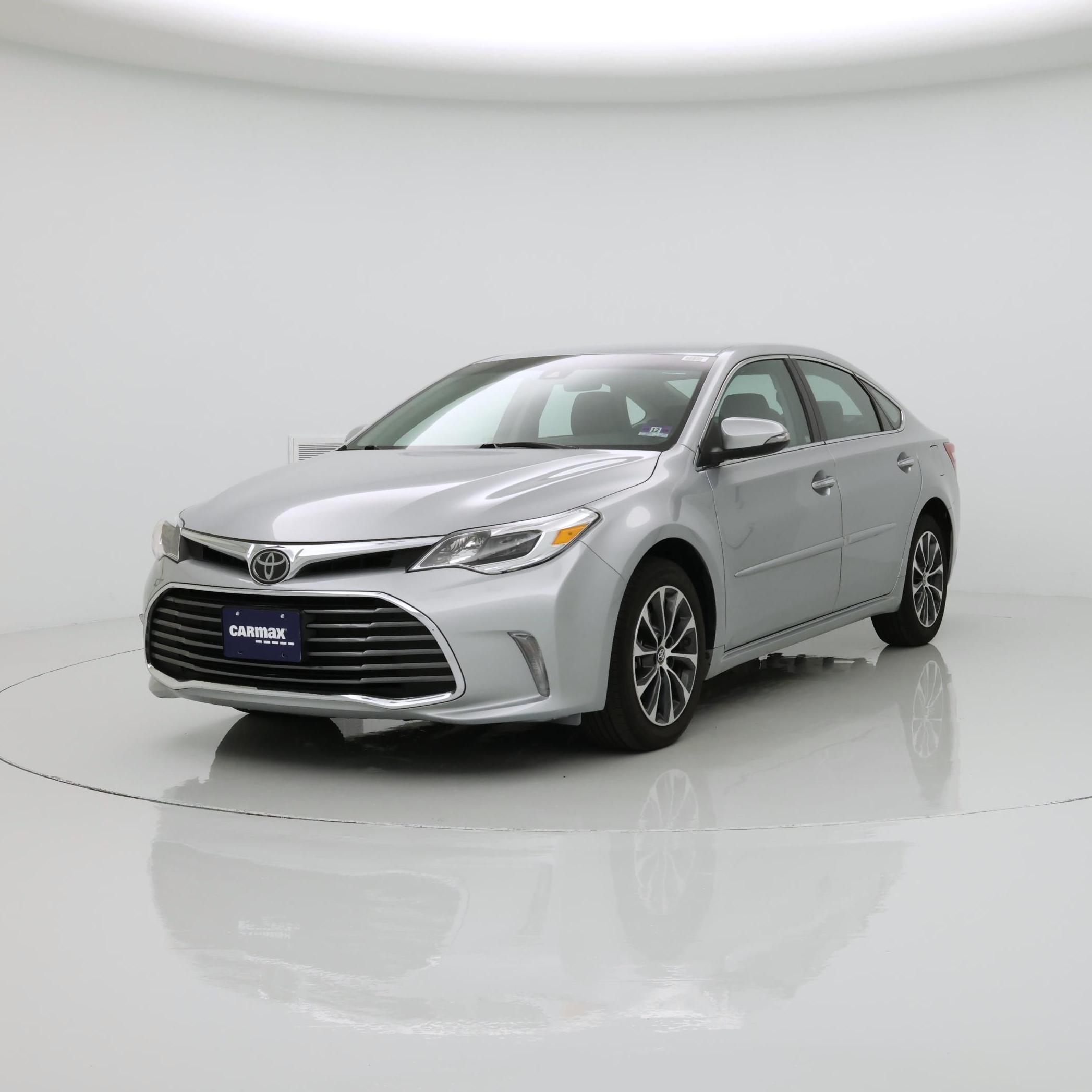 Thumbnail: 2018 Toyota Avalon - 4