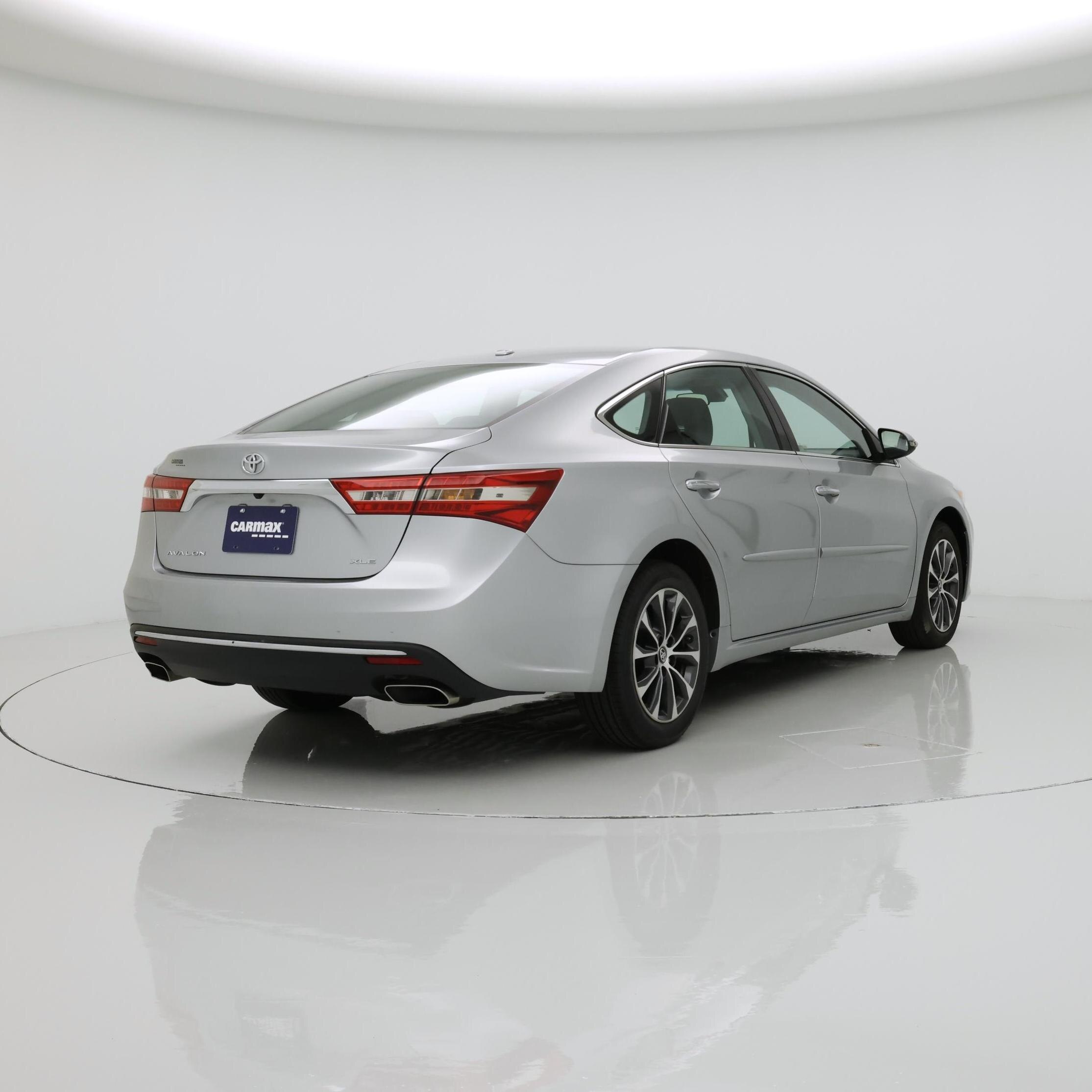 Thumbnail: 2018 Toyota Avalon - 8