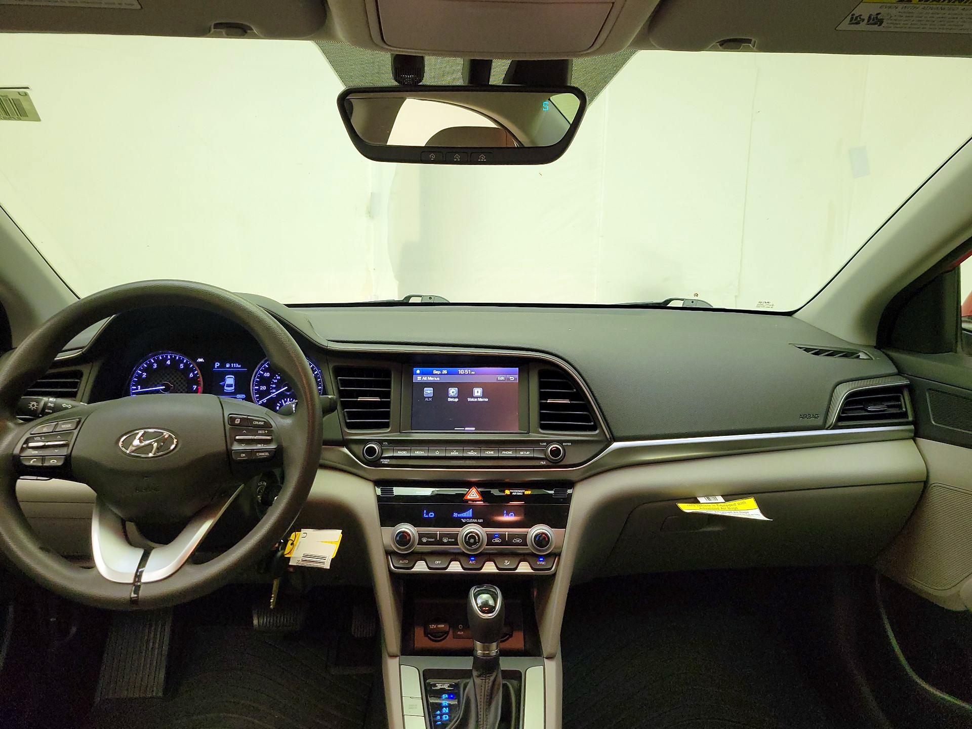 Thumbnail: 2020 Hyundai Elantra - 9