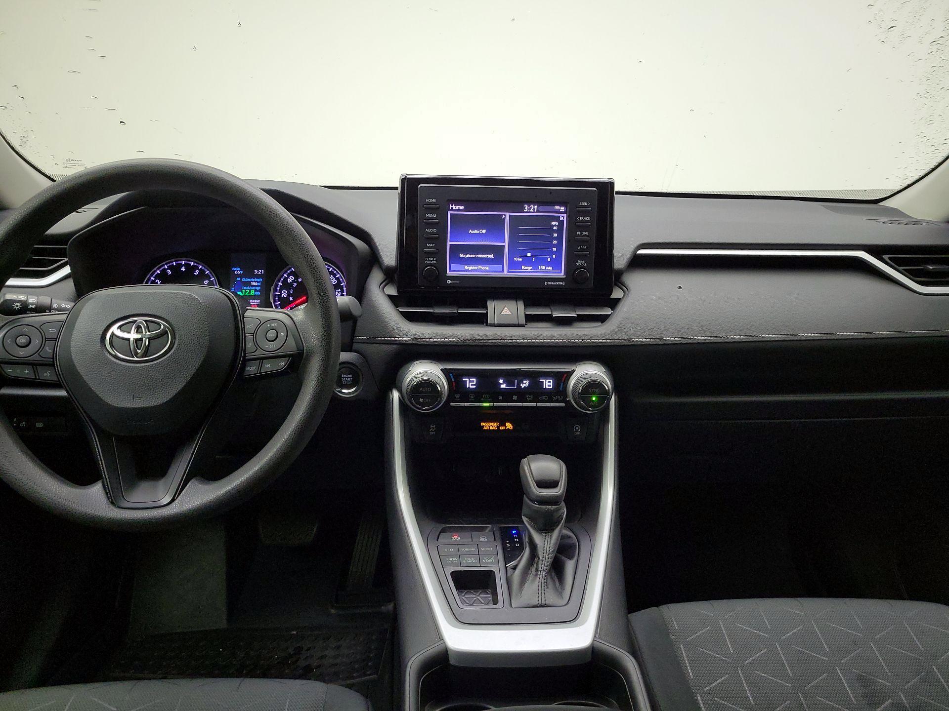 Thumbnail: 2021 Toyota RAV4 - 9
