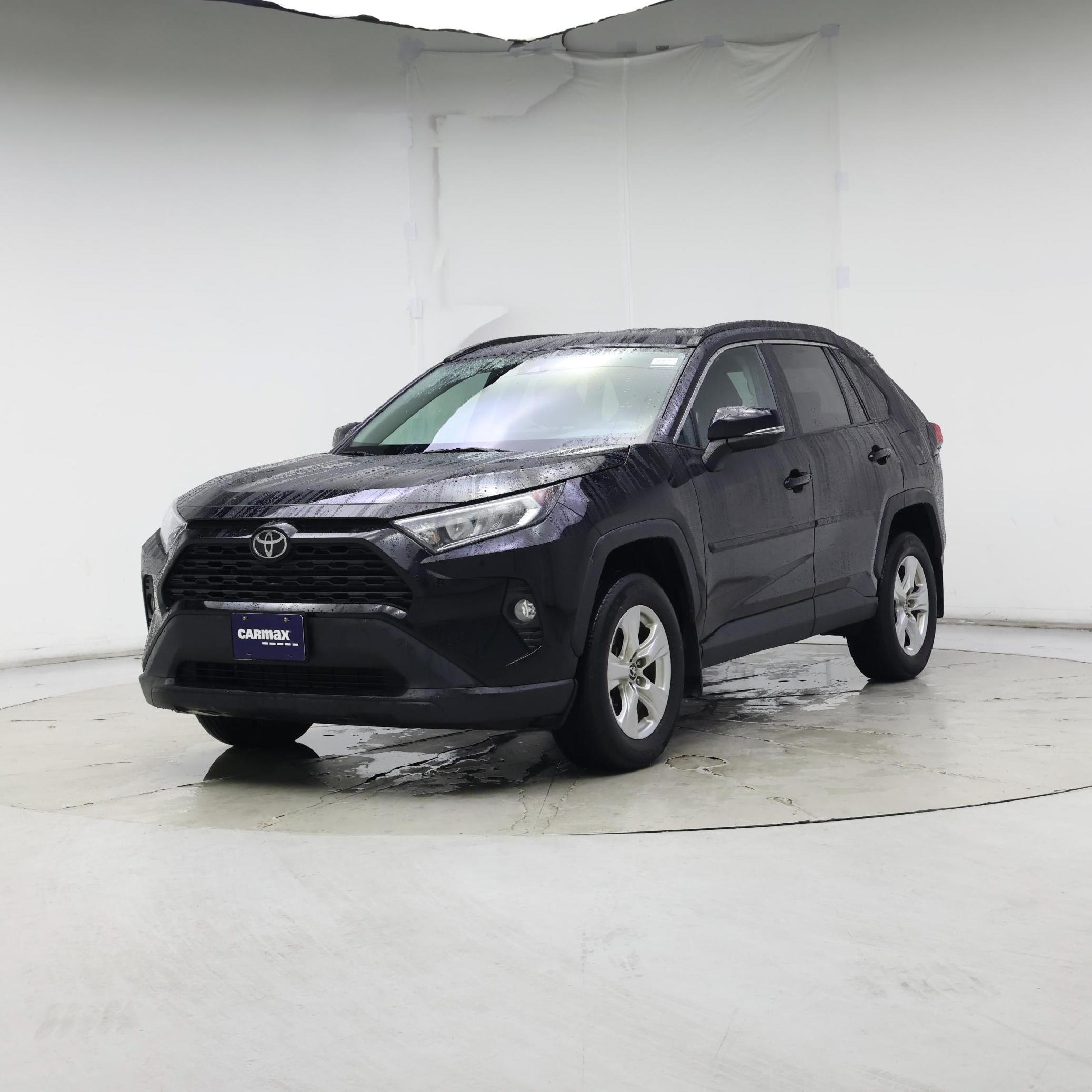 Thumbnail: 2021 Toyota RAV4 - 4