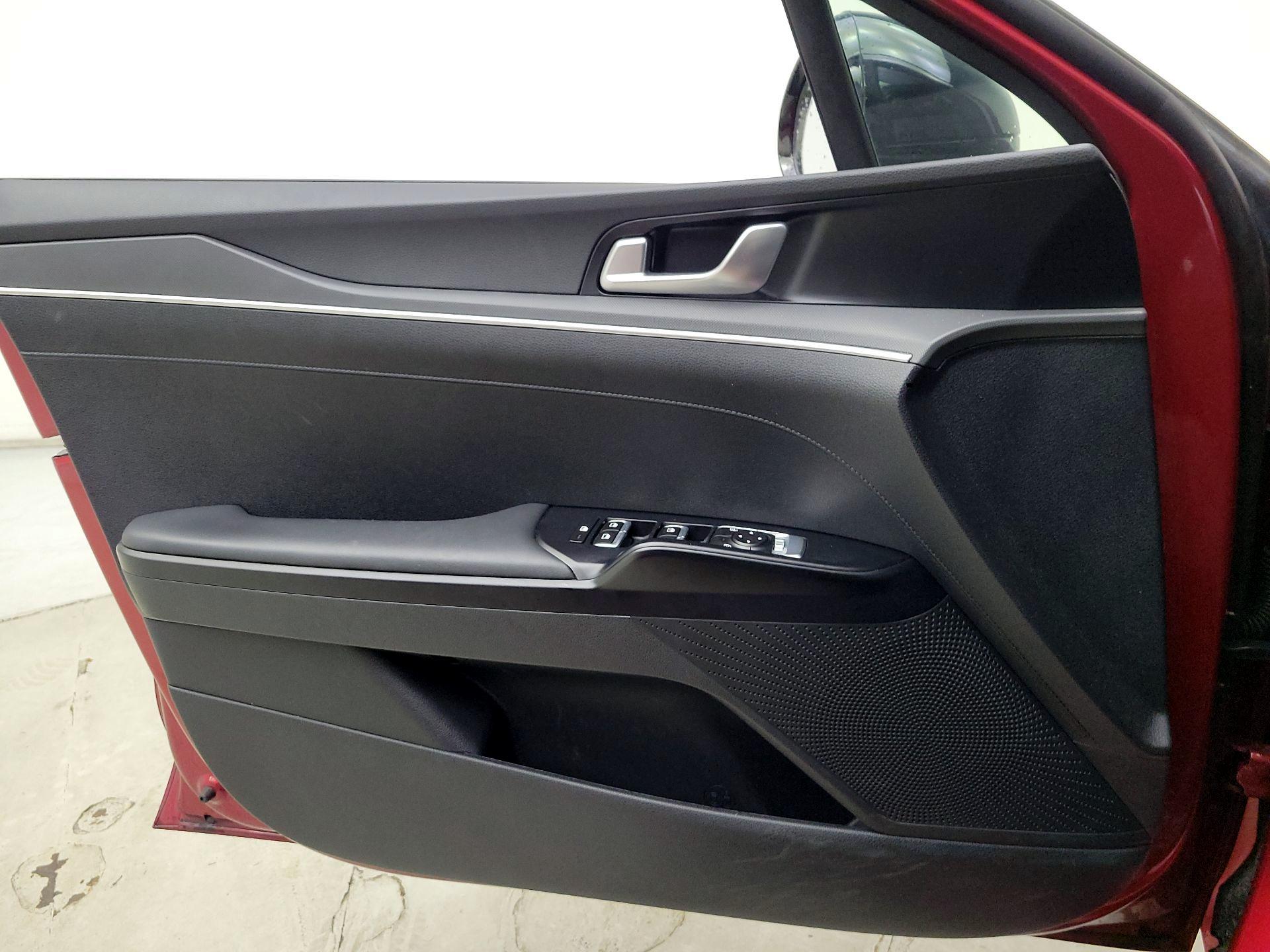 Thumbnail: 2022 Kia K5 - 12