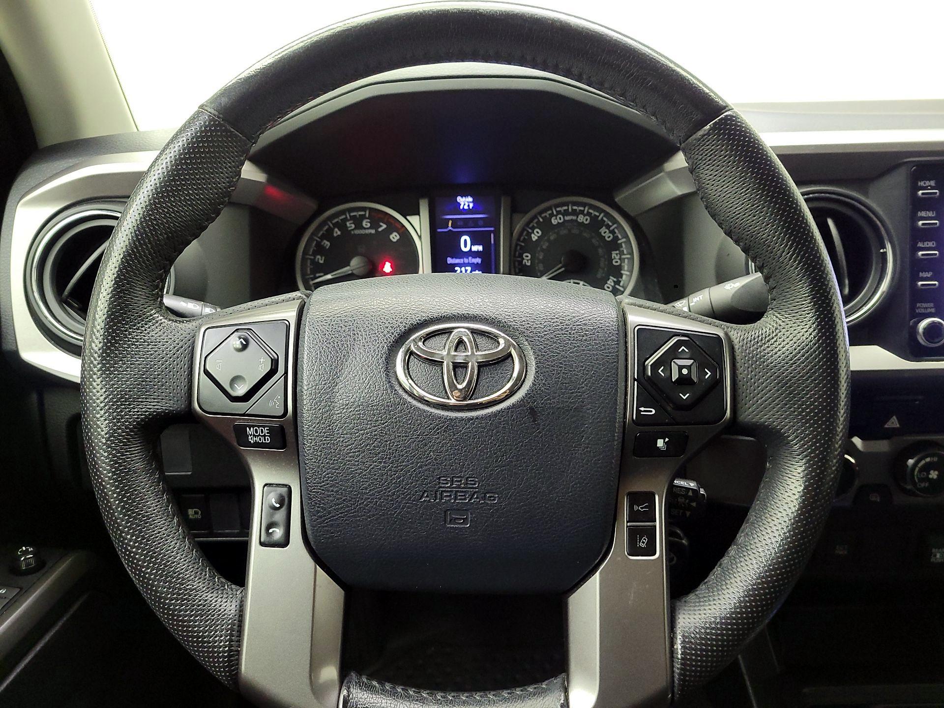Thumbnail: 2020 Toyota Tacoma - 10