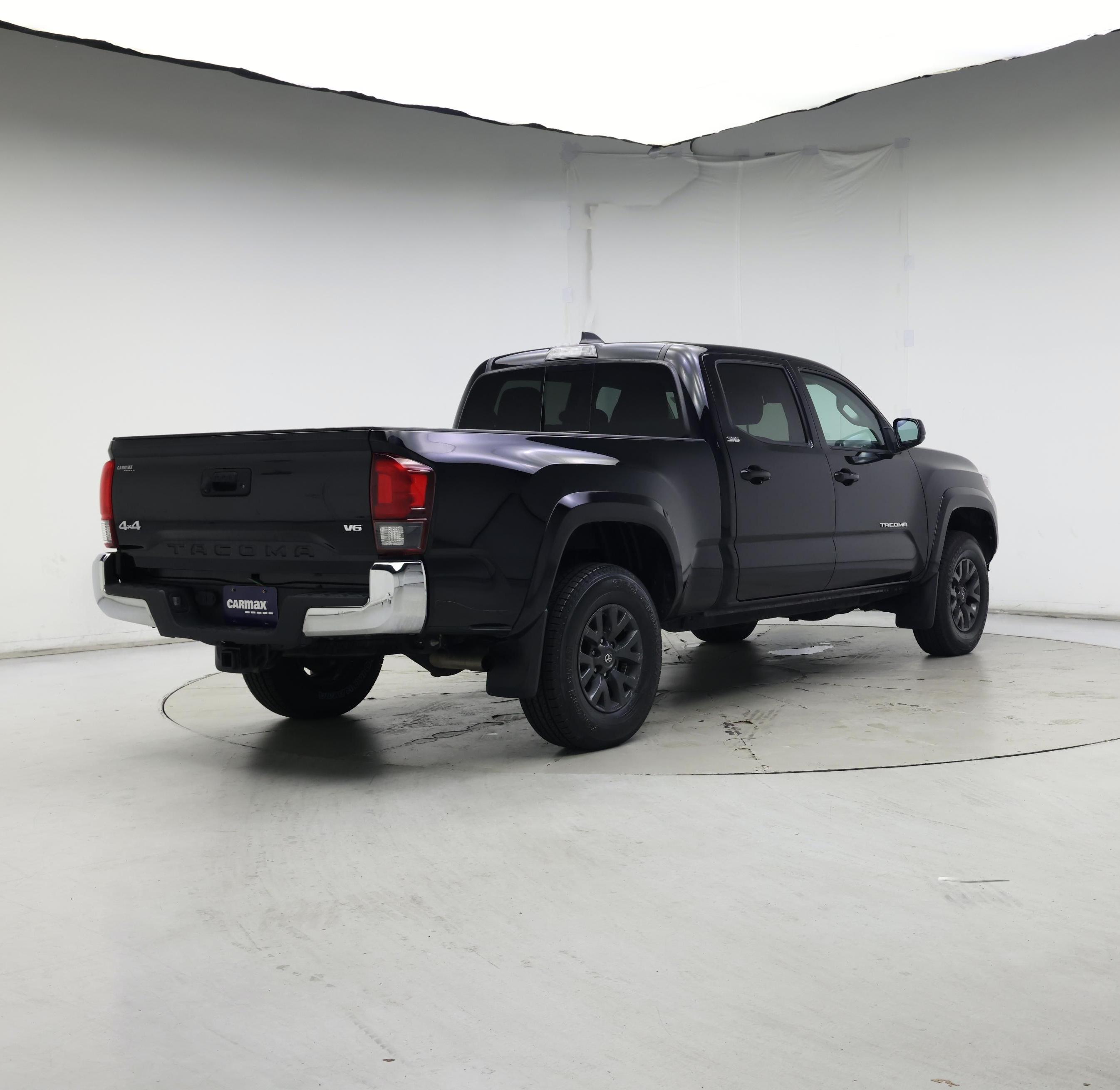 Thumbnail: 2020 Toyota Tacoma - 8