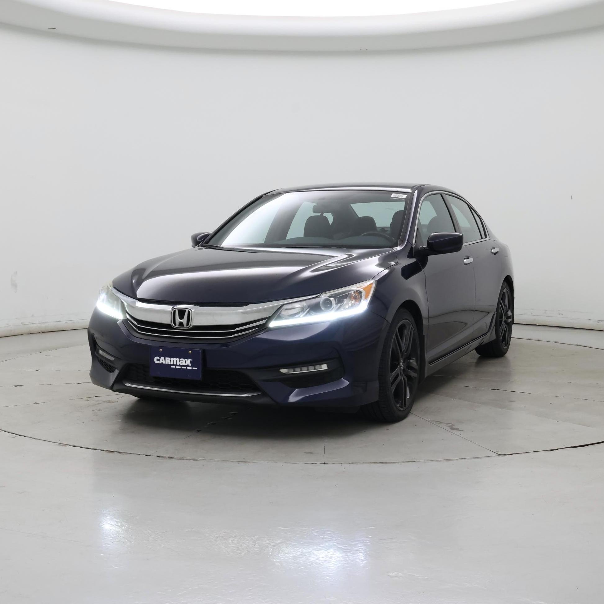 Thumbnail: 2017 Honda Accord - 4