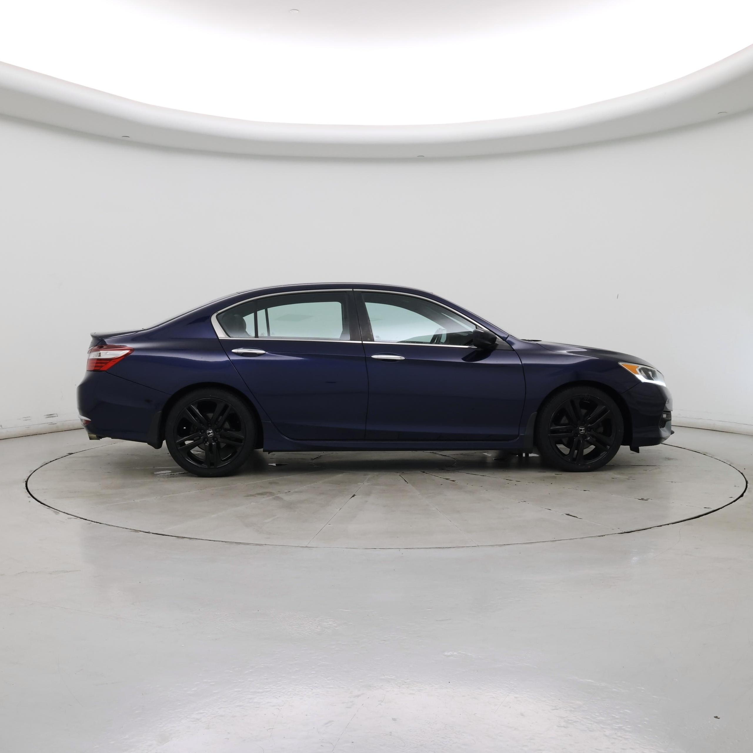 Thumbnail: 2017 Honda Accord - 7