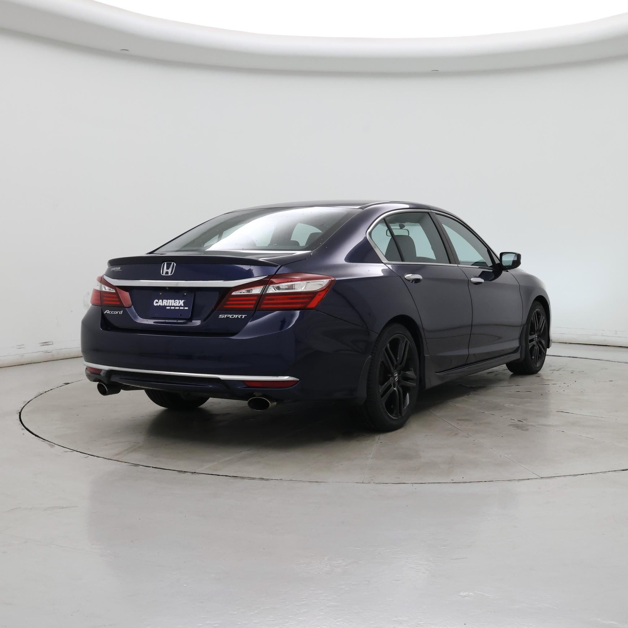 Thumbnail: 2017 Honda Accord - 8