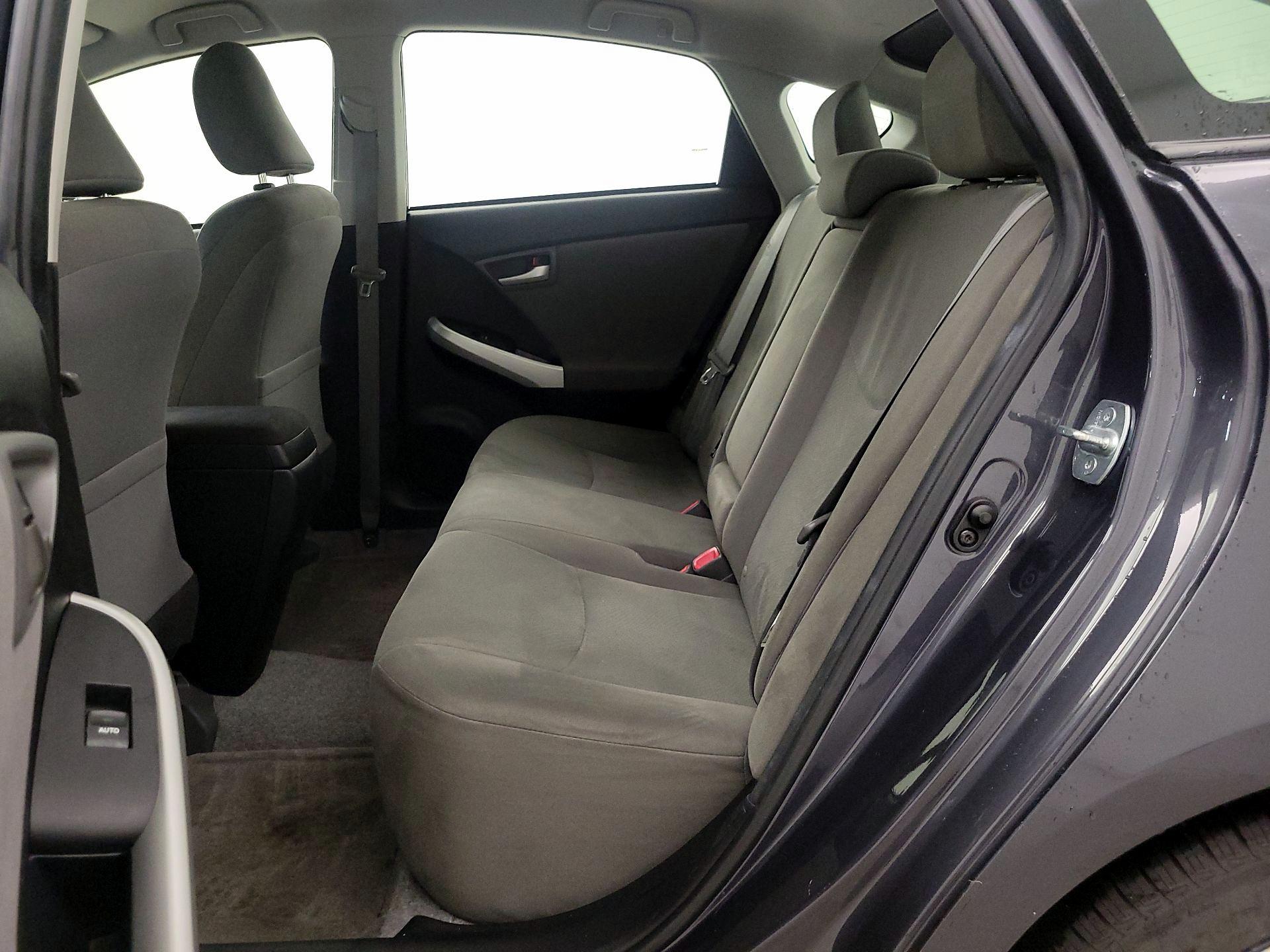 Thumbnail: 2015 Toyota Prius - 19