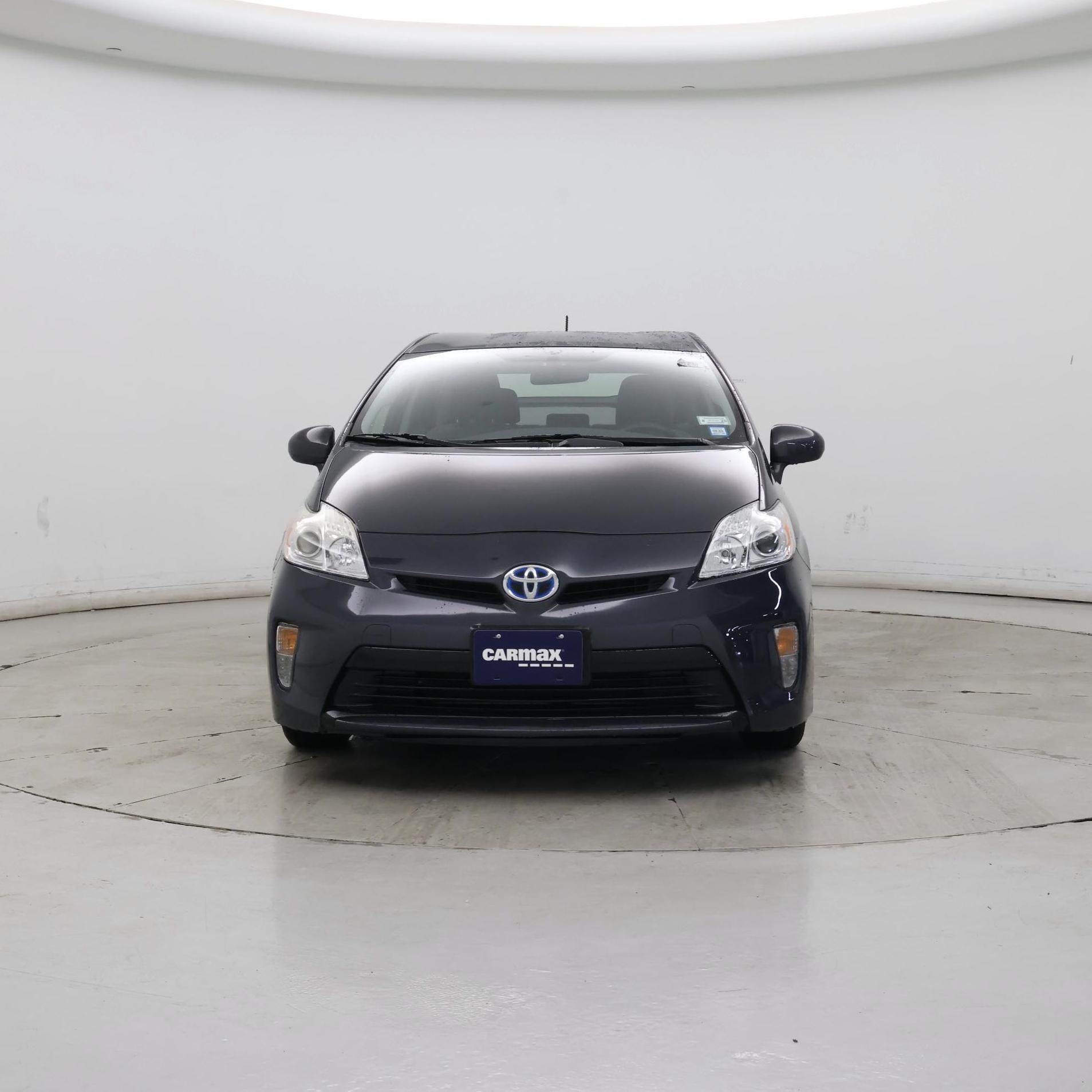 Thumbnail: 2015 Toyota Prius - 5