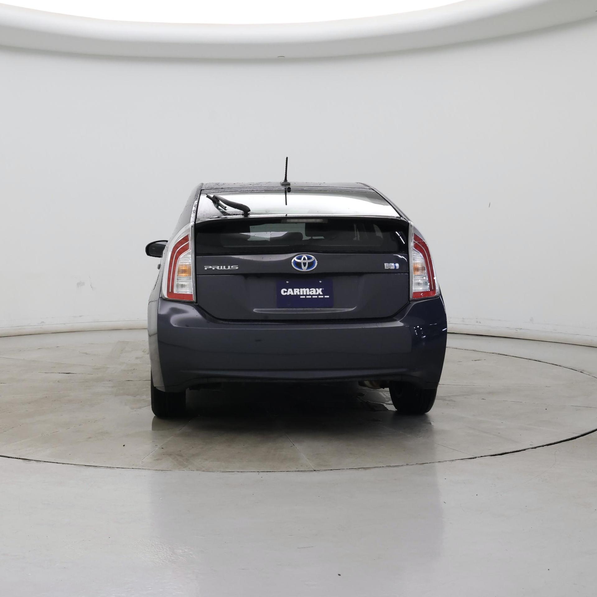Thumbnail: 2015 Toyota Prius - 6