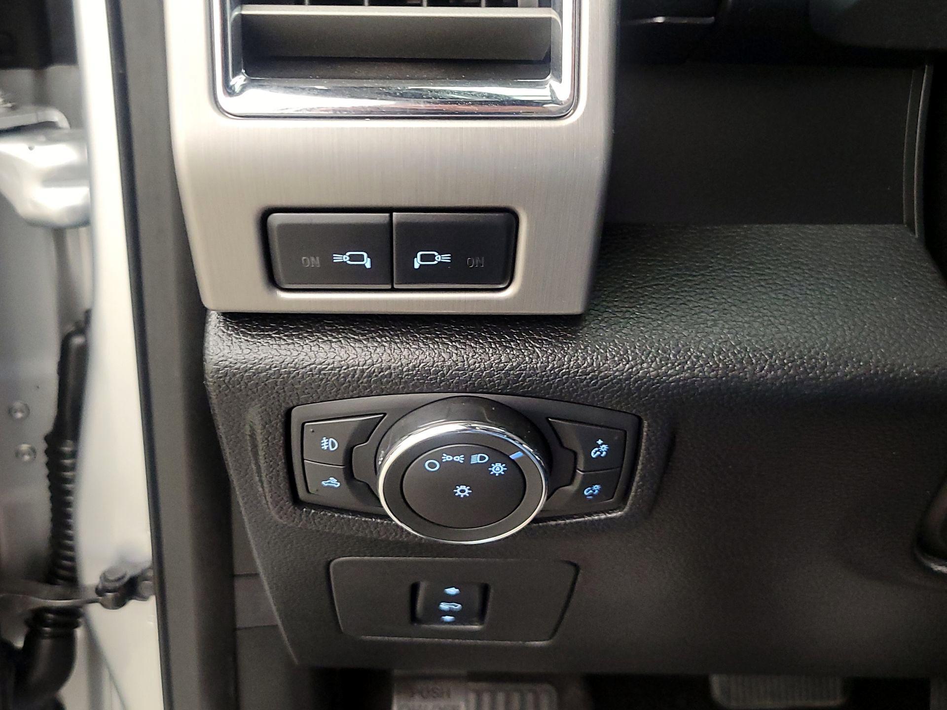Thumbnail: 2015 Ford F-150 - 13