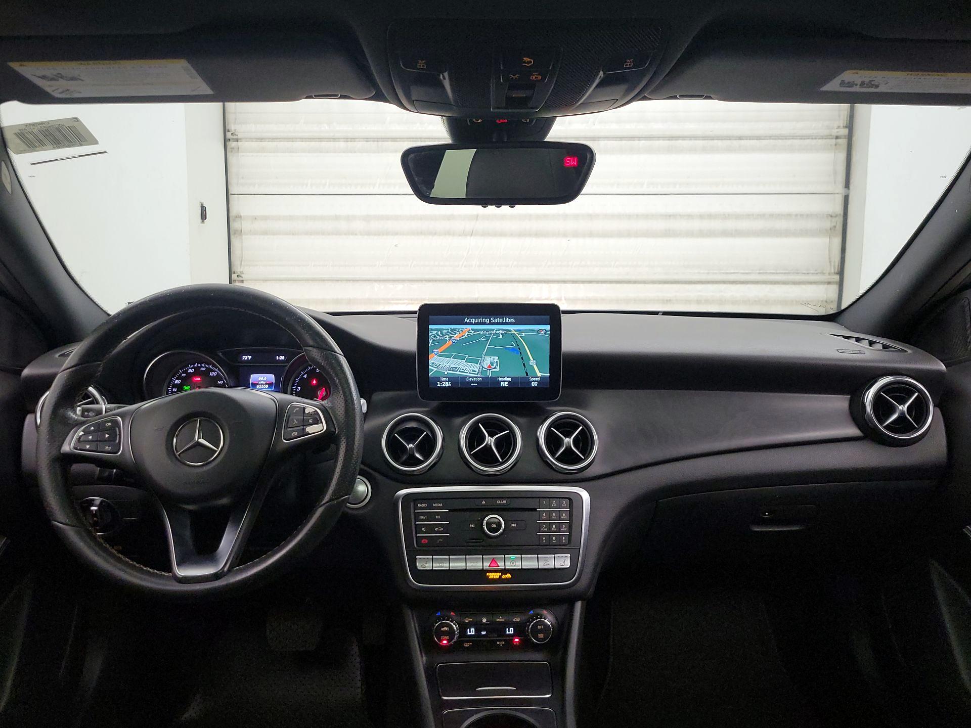 Thumbnail: 2018 Mercedes-Benz GLA - 9