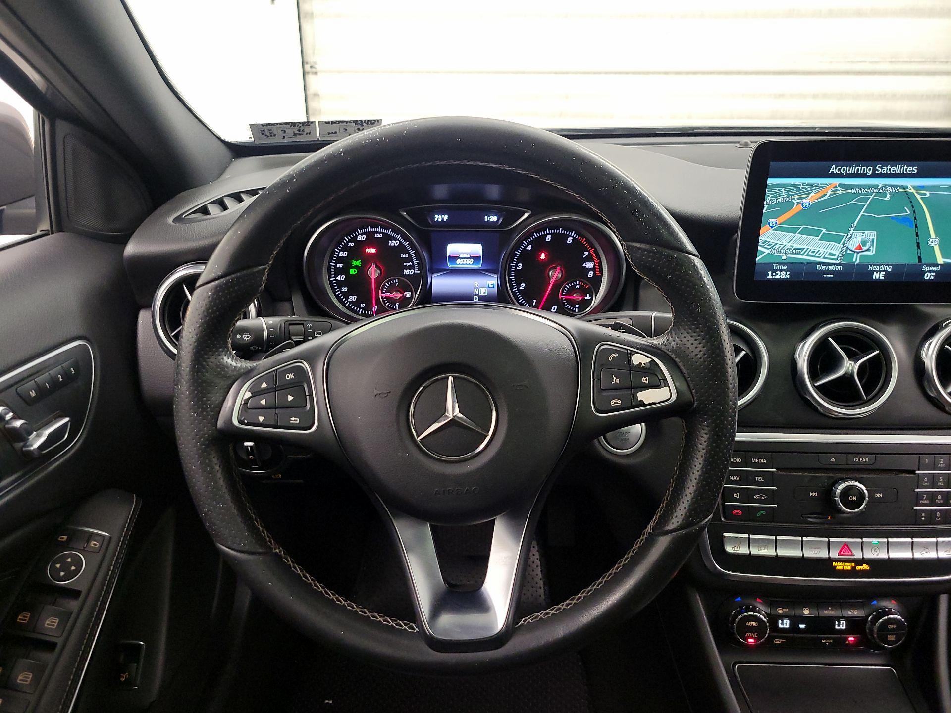 Thumbnail: 2018 Mercedes-Benz GLA - 10