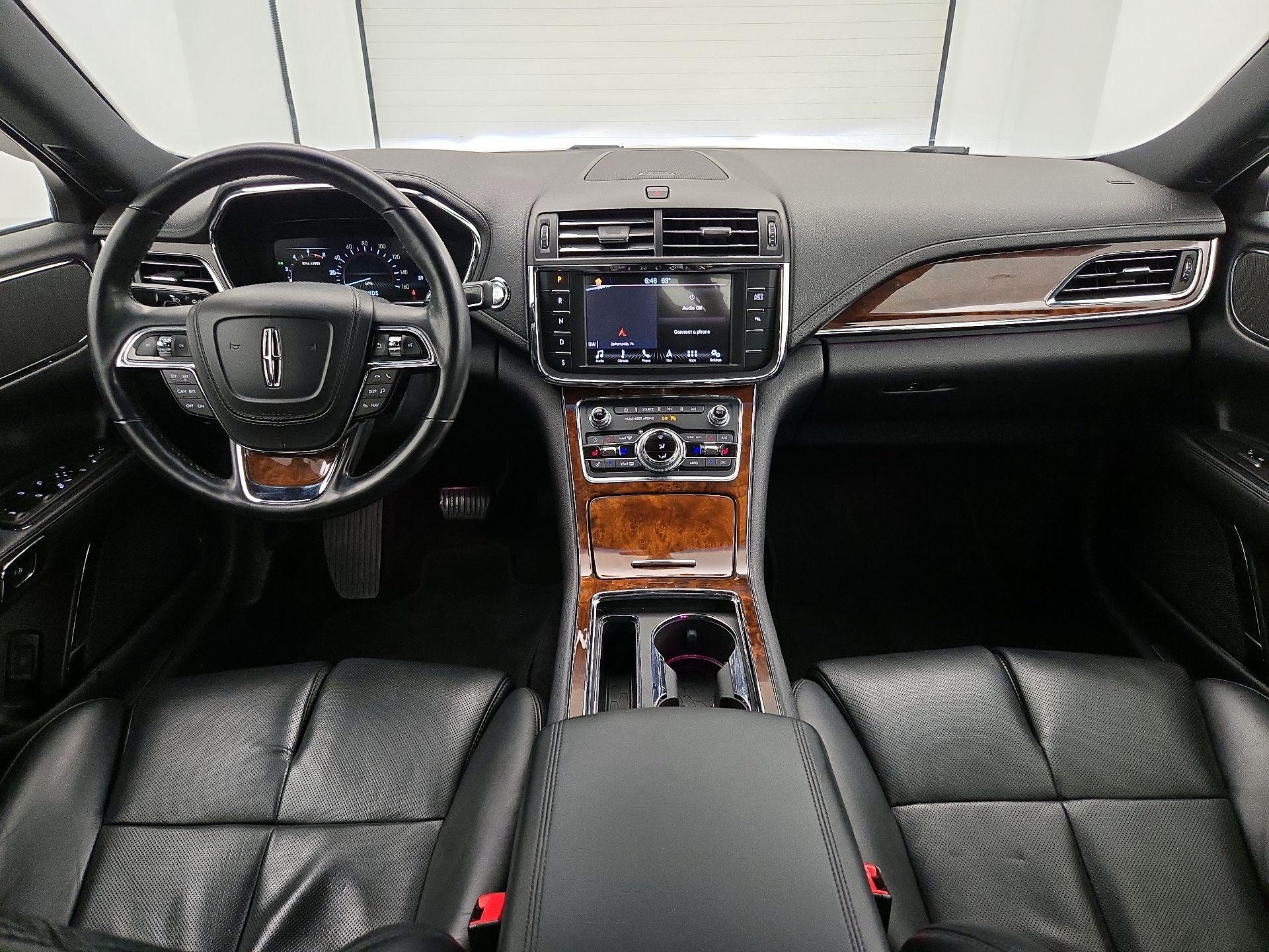 Thumbnail: 2017 Lincoln Continental - 9