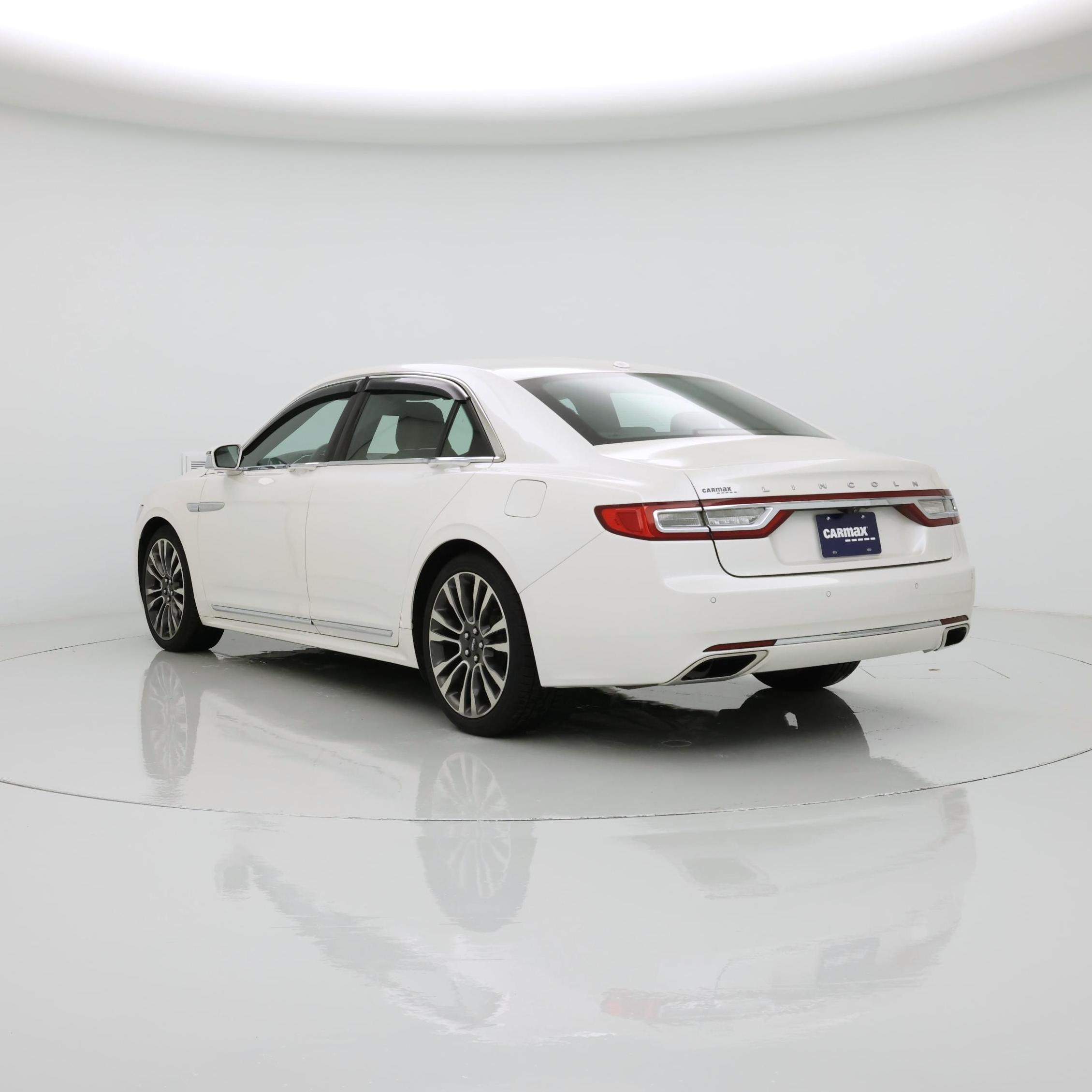 Thumbnail: 2017 Lincoln Continental - 2