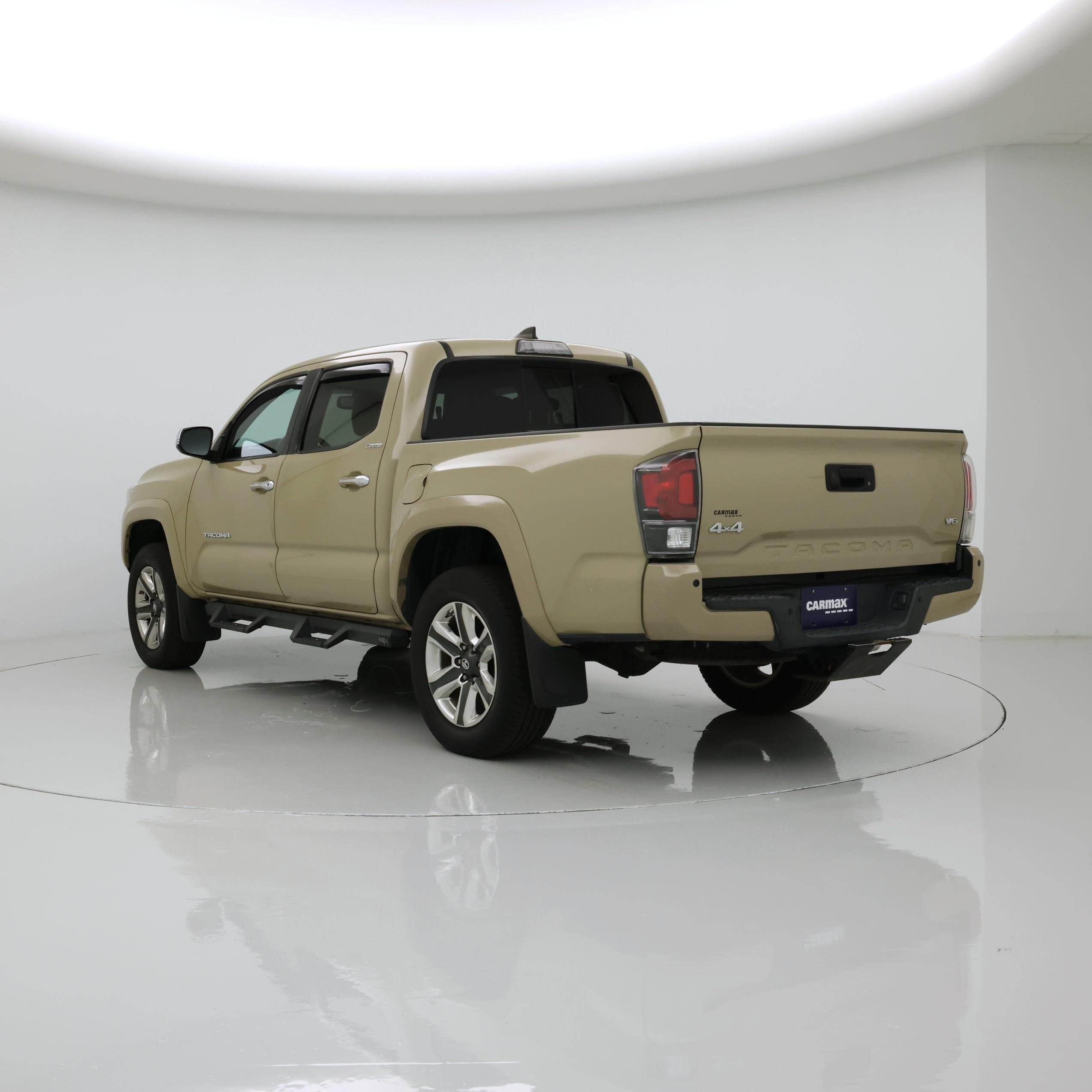 Thumbnail: 2019 Toyota Tacoma - 2