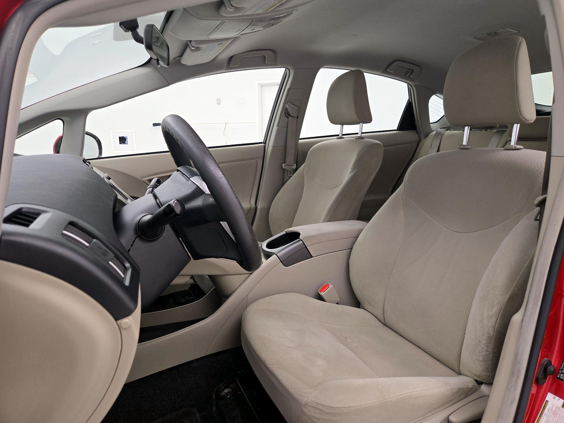 Thumbnail: 2014 Toyota Prius - 11