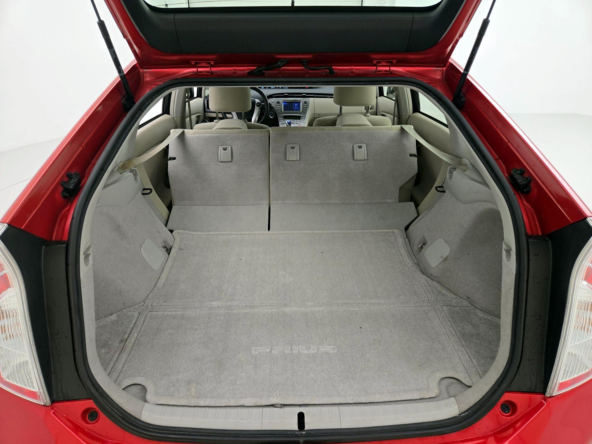 Thumbnail: 2014 Toyota Prius - 20