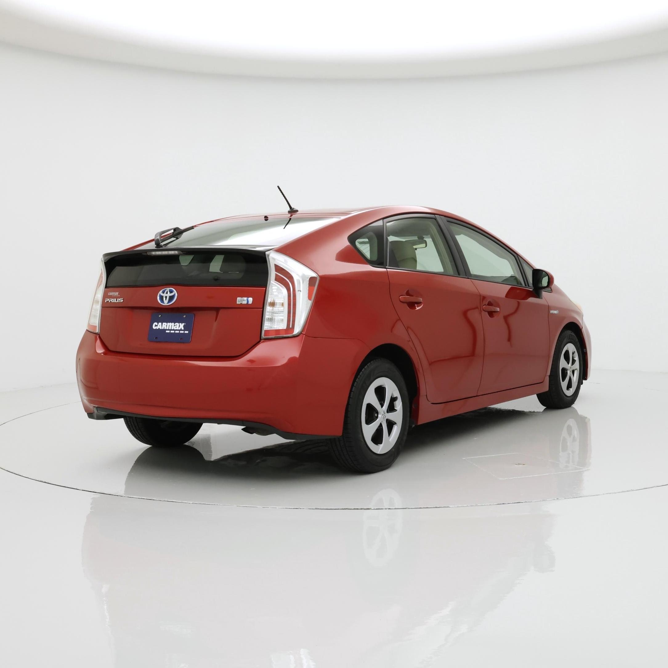 Thumbnail: 2014 Toyota Prius - 8