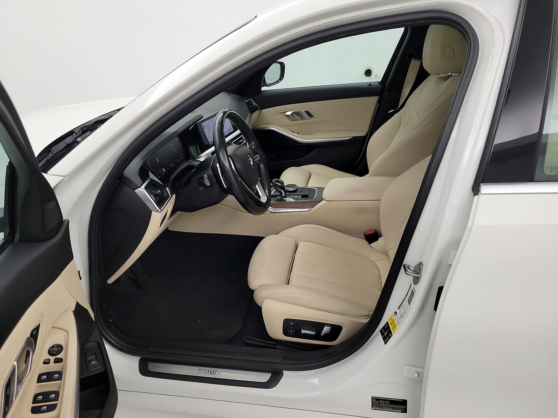 Thumbnail: 2019 BMW 3 Series - 11