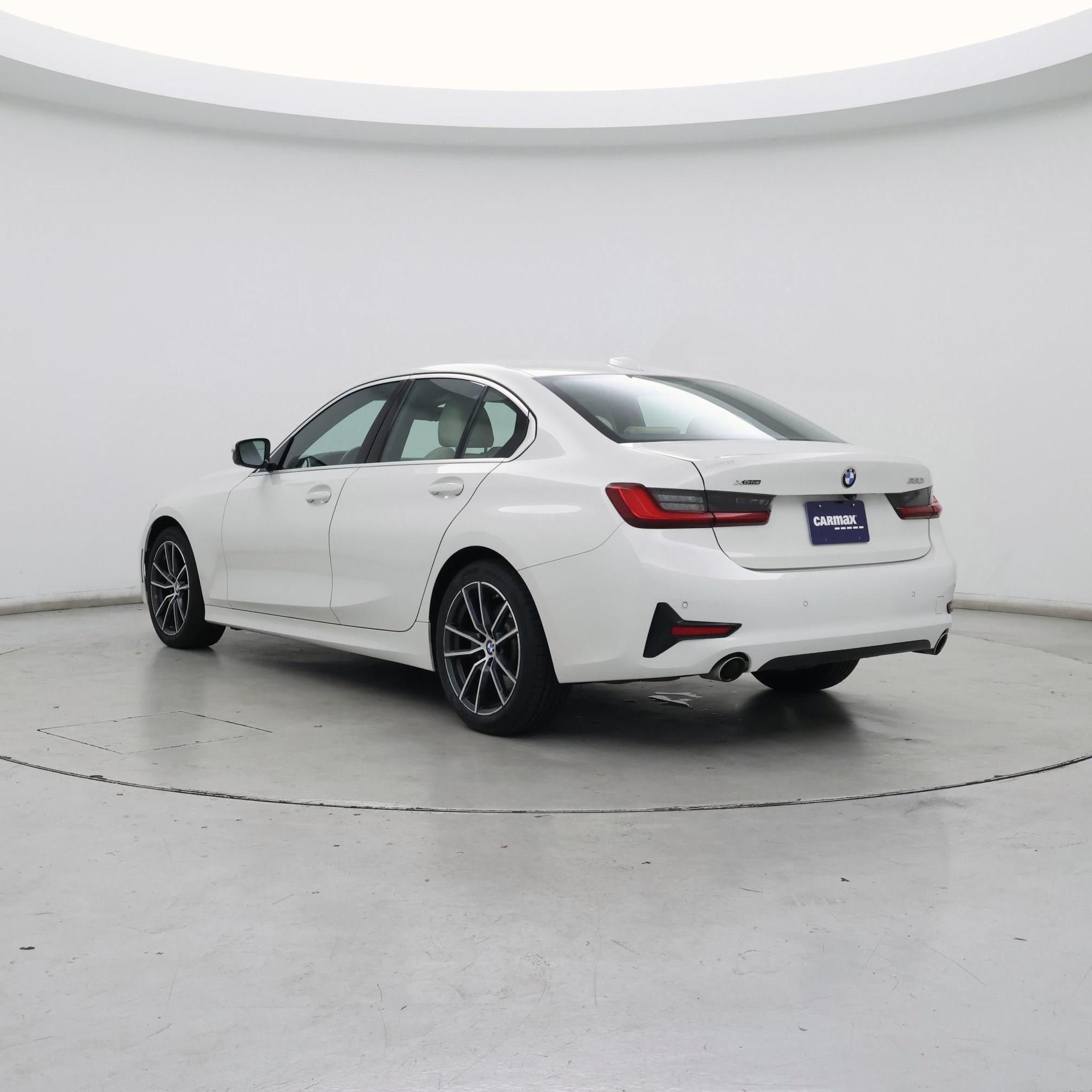 Thumbnail: 2019 BMW 3 Series - 2