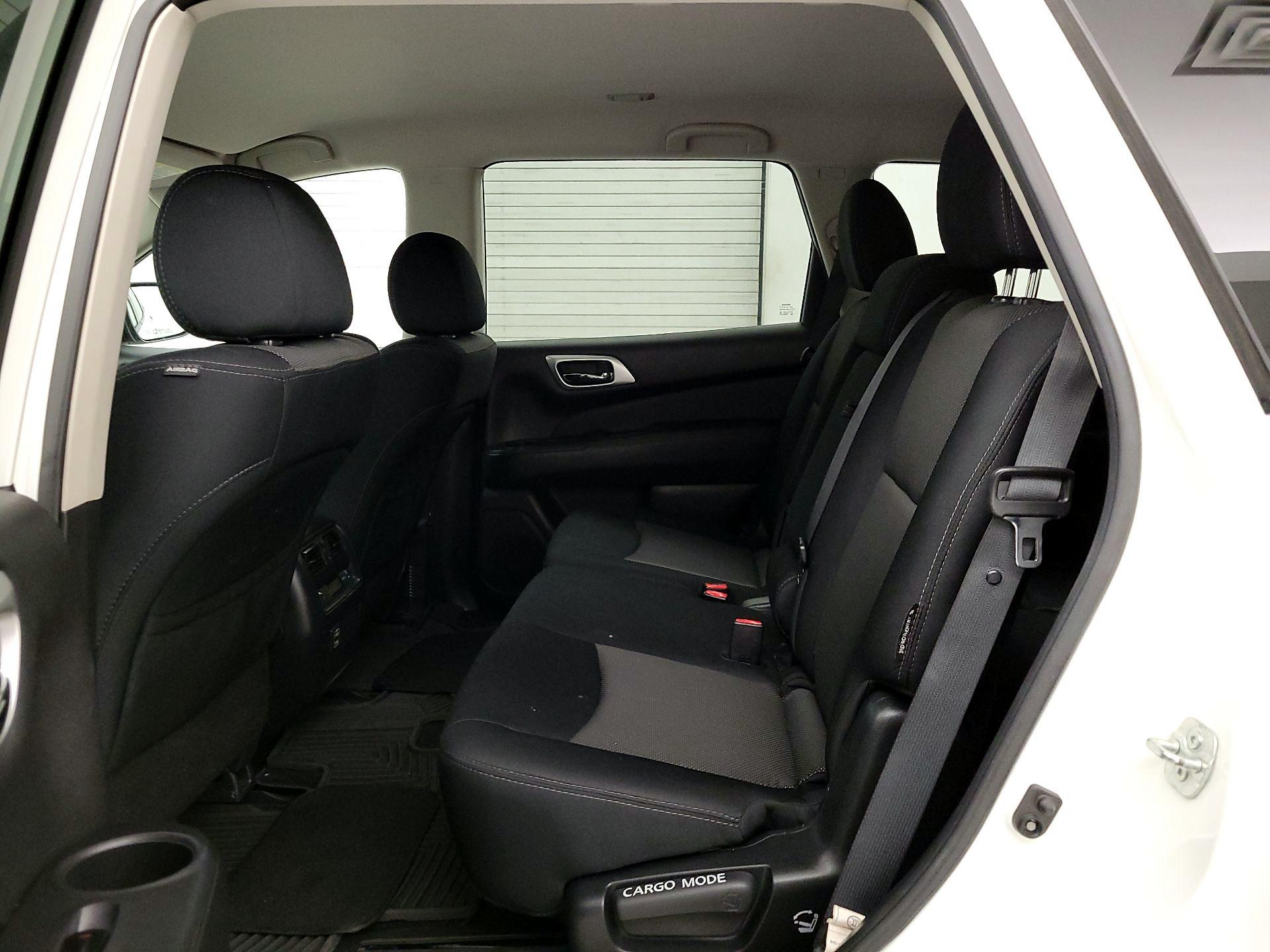 Thumbnail: 2018 Nissan Pathfinder - 19