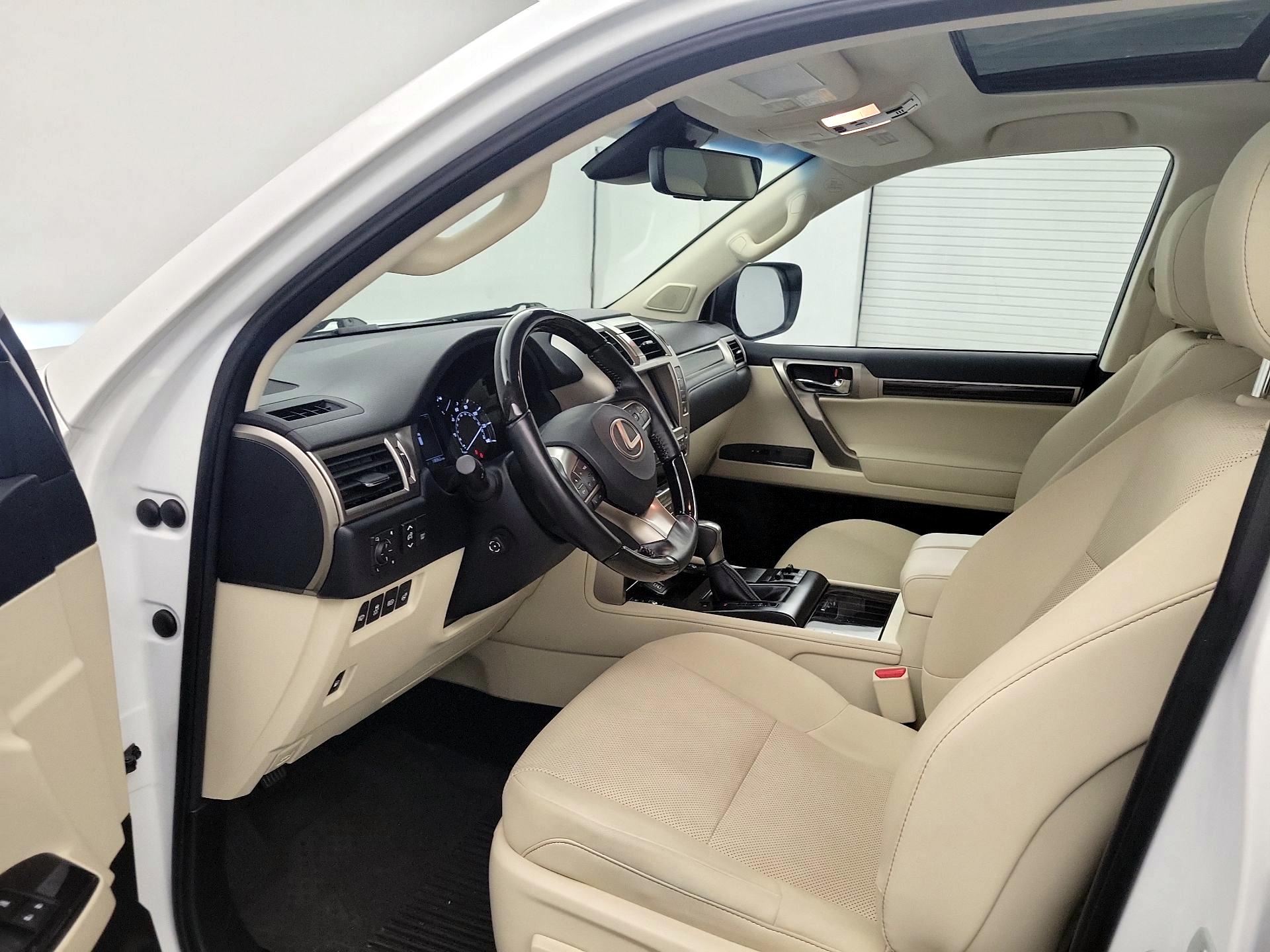 Thumbnail: 2021 Lexus GX - 11