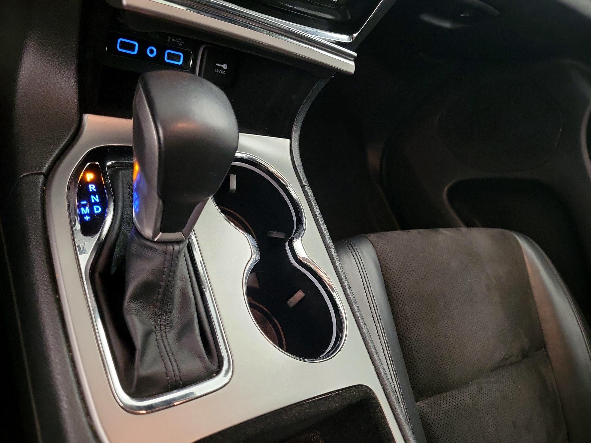 Thumbnail: 2020 Jeep Grand Cherokee - 16