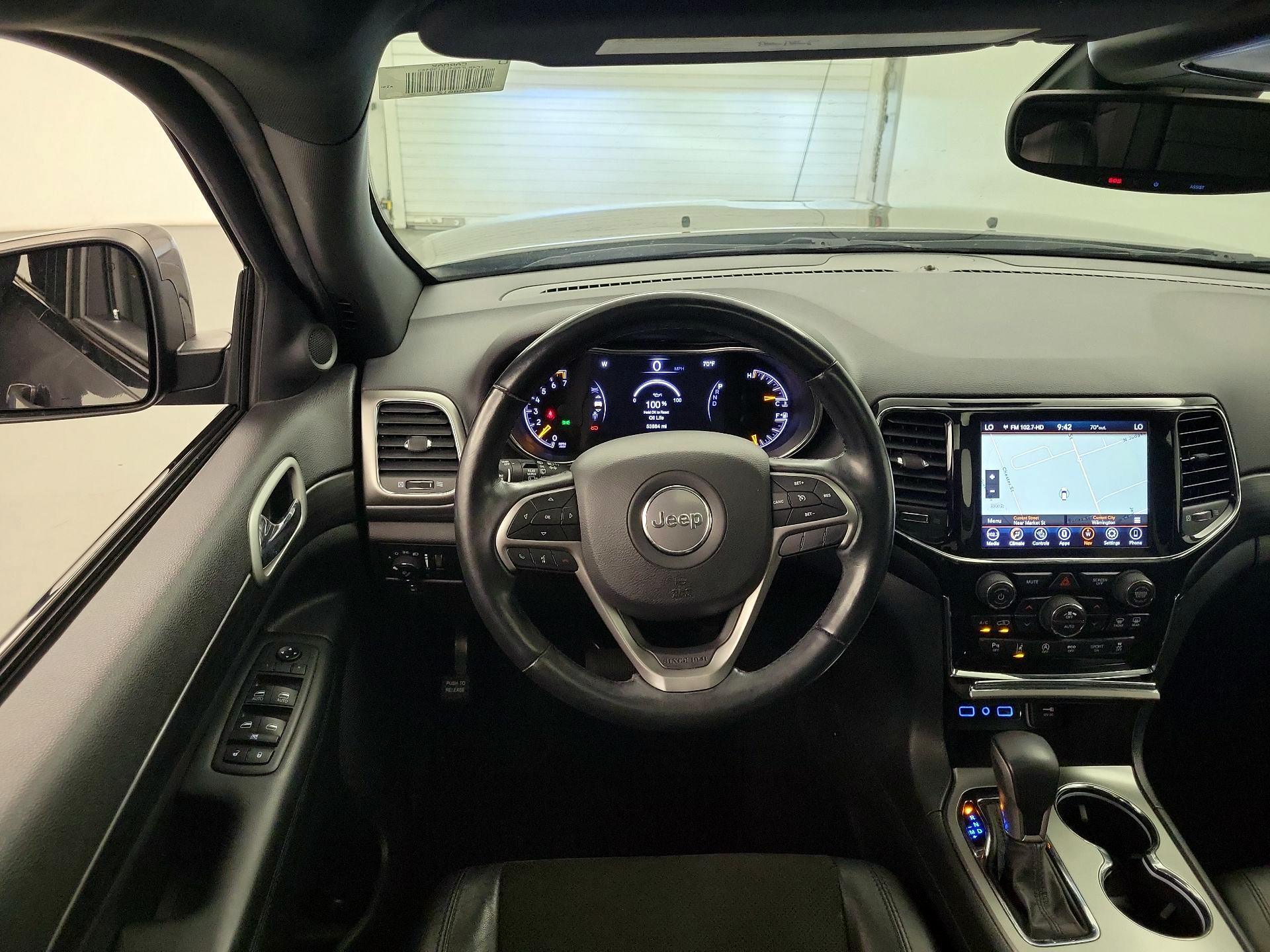 Thumbnail: 2020 Jeep Grand Cherokee - 8