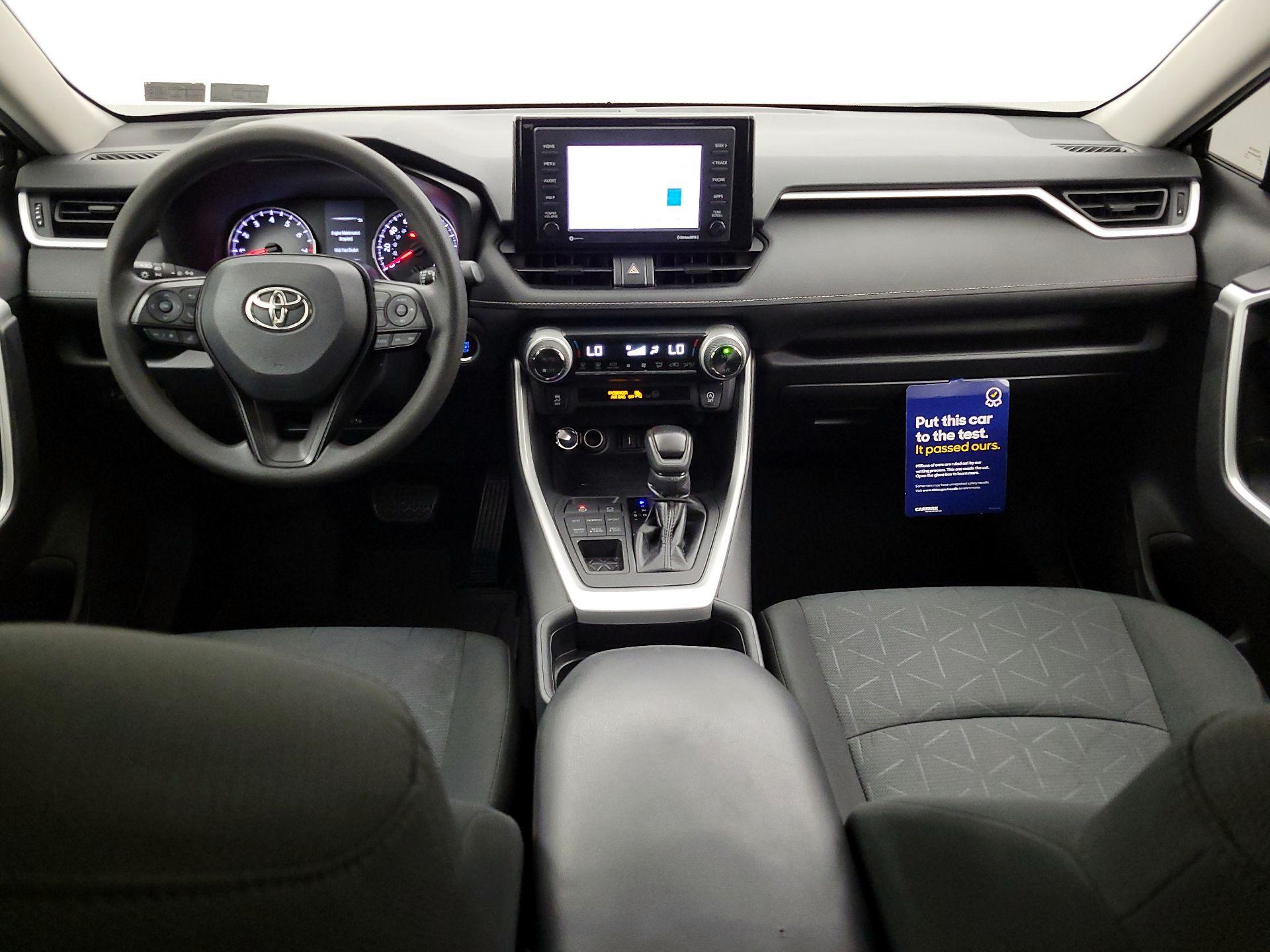 Thumbnail: 2020 Toyota RAV4 - 9
