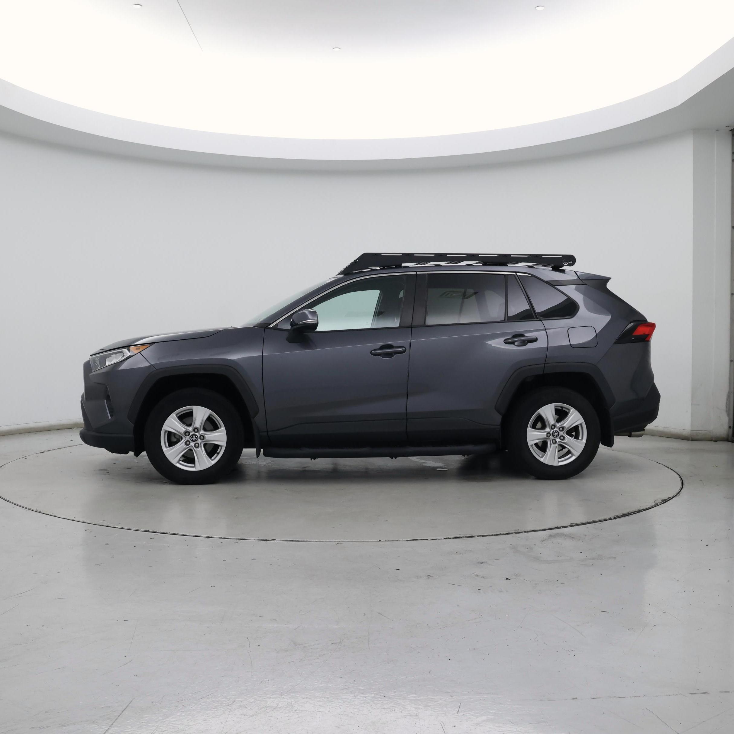 Thumbnail: 2020 Toyota RAV4 - 3
