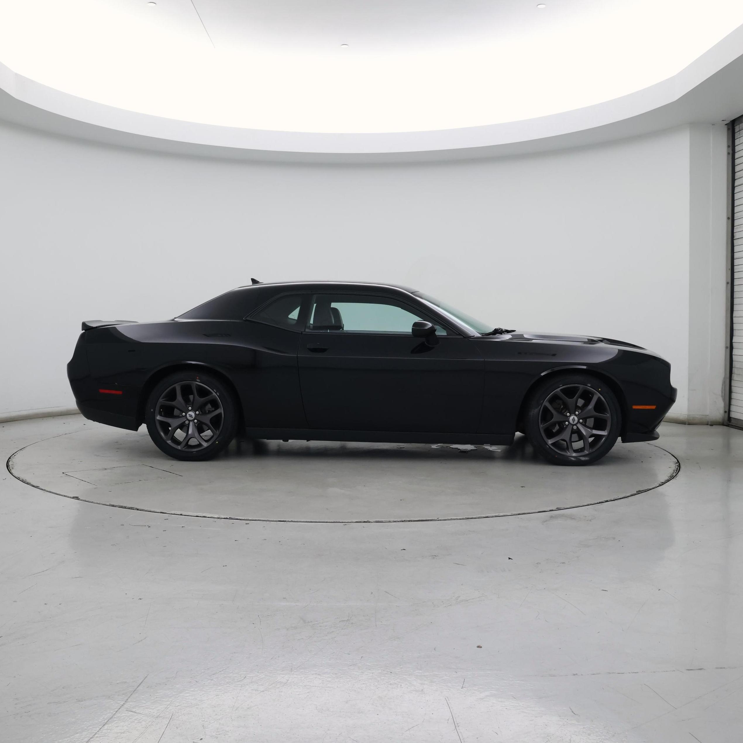 Thumbnail: 2018 Dodge Challenger - 7