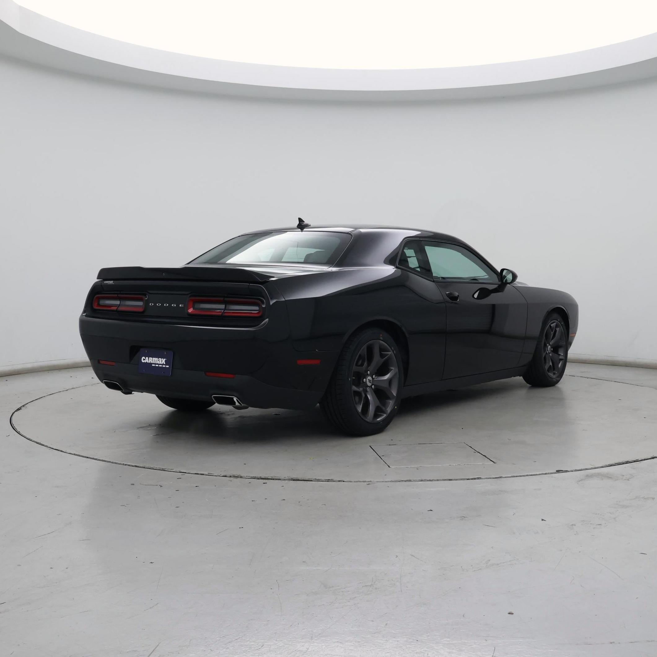 Thumbnail: 2018 Dodge Challenger - 8