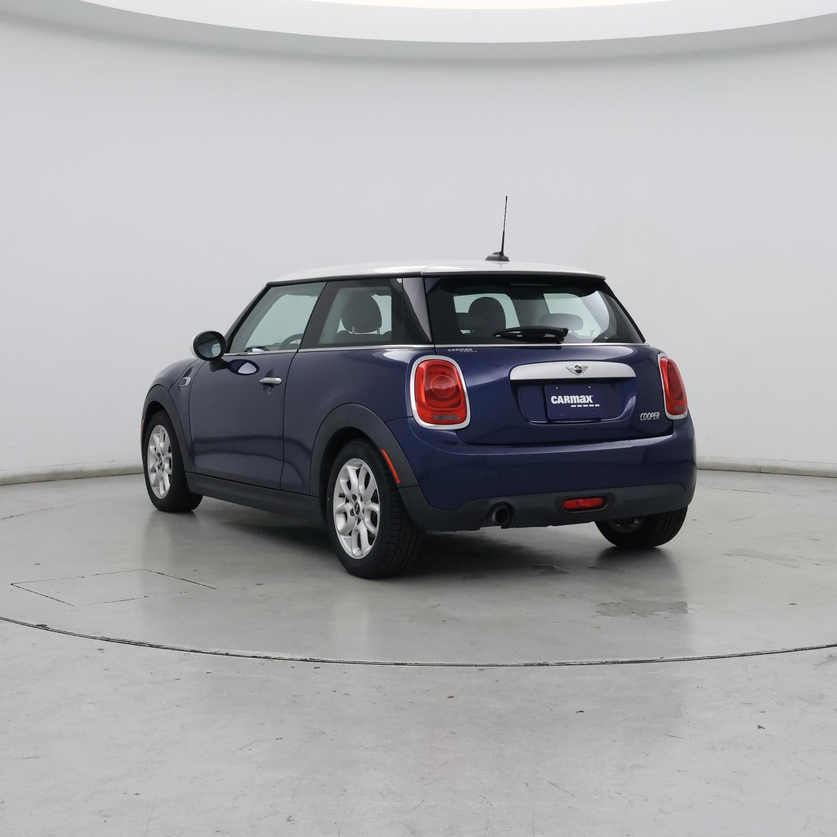 Thumbnail: 2015 MINI Cooper Hardtop - 2