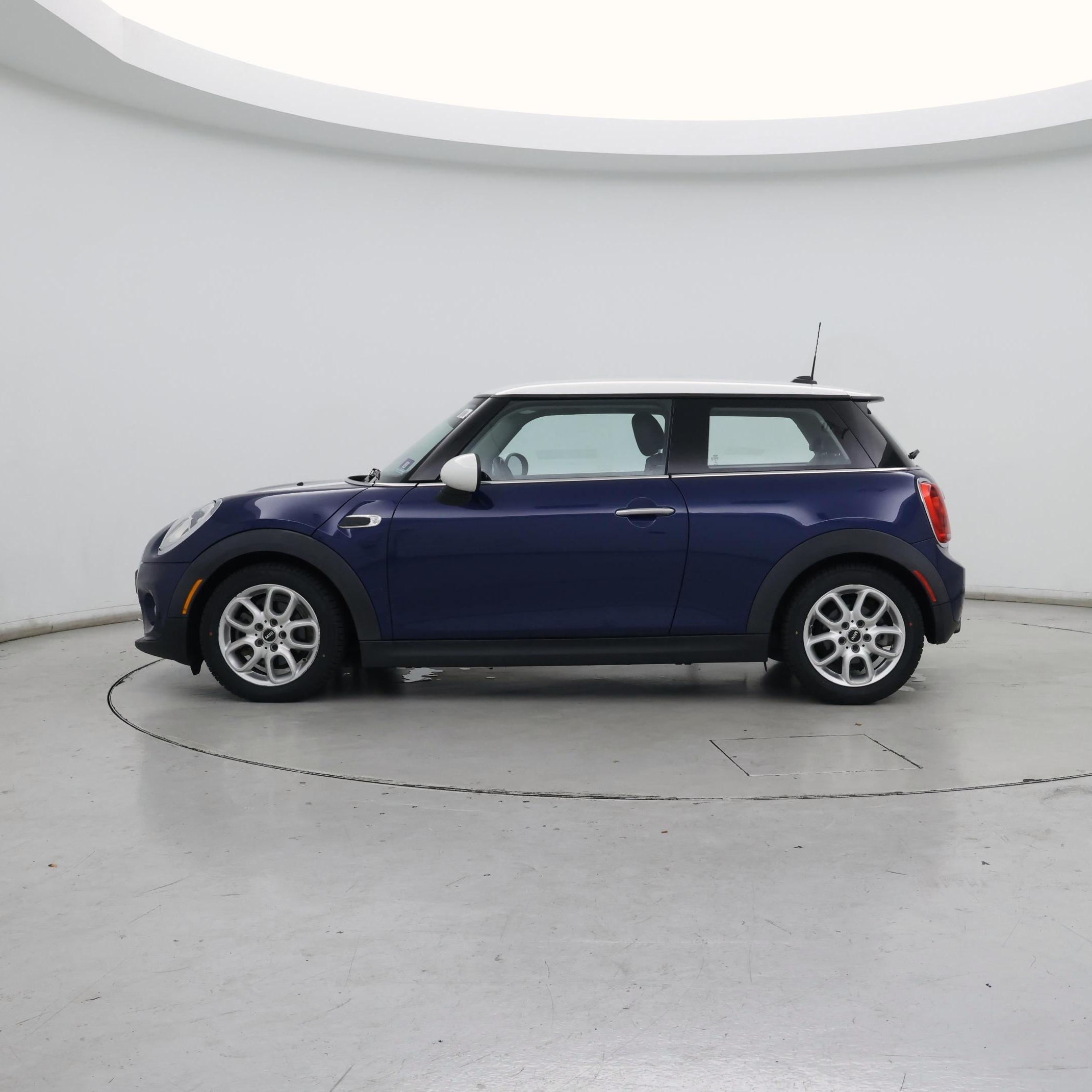 Thumbnail: 2015 MINI Cooper Hardtop - 3