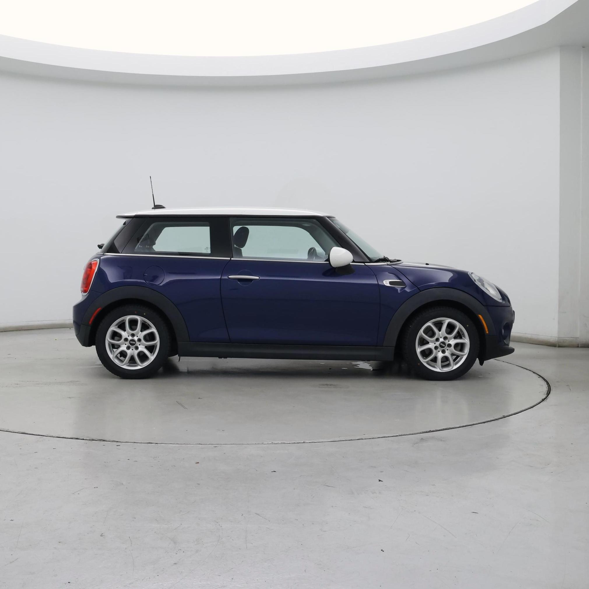 Thumbnail: 2015 MINI Cooper Hardtop - 7