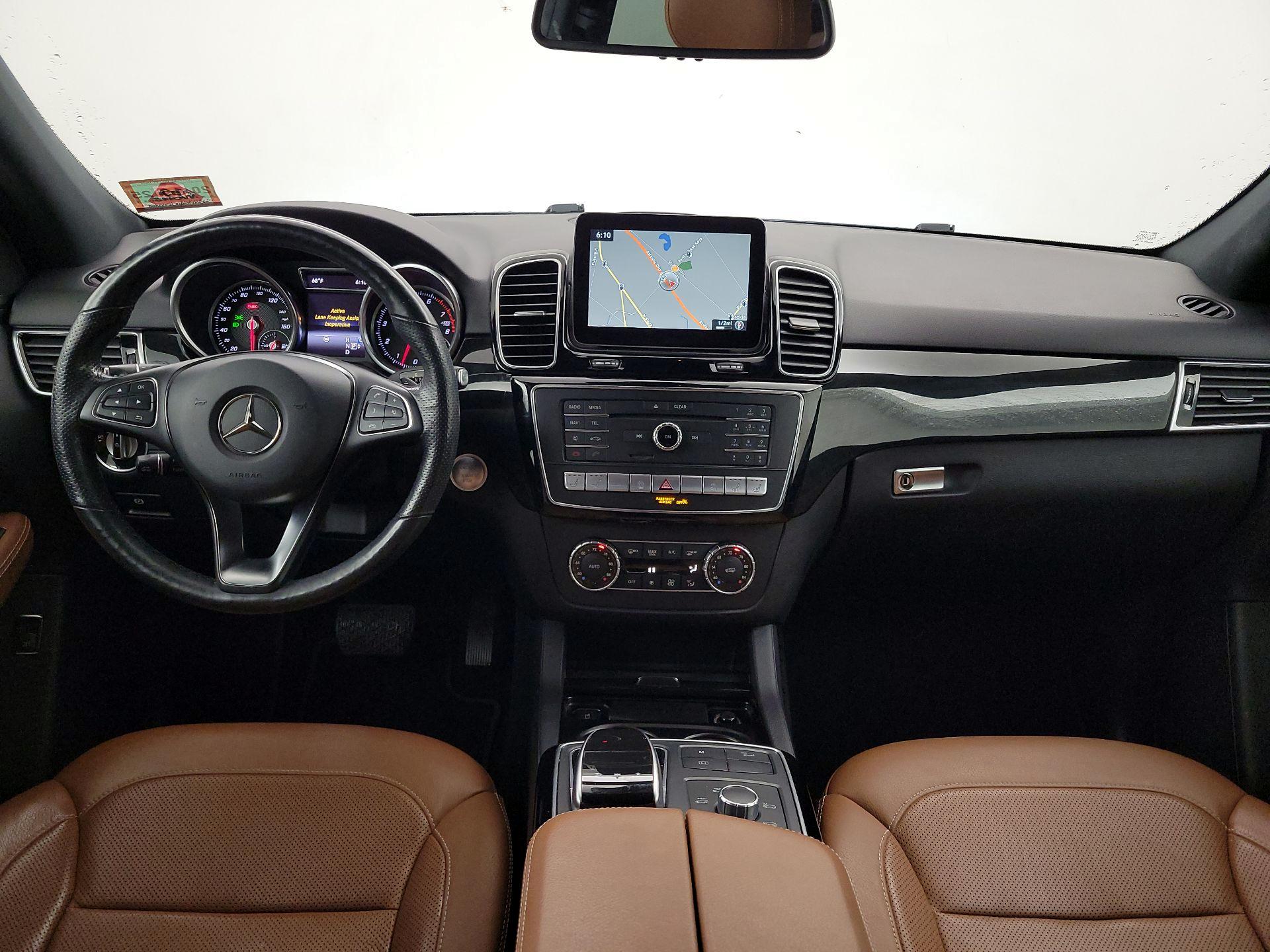 Thumbnail: 2017 Mercedes-Benz GLE - 9