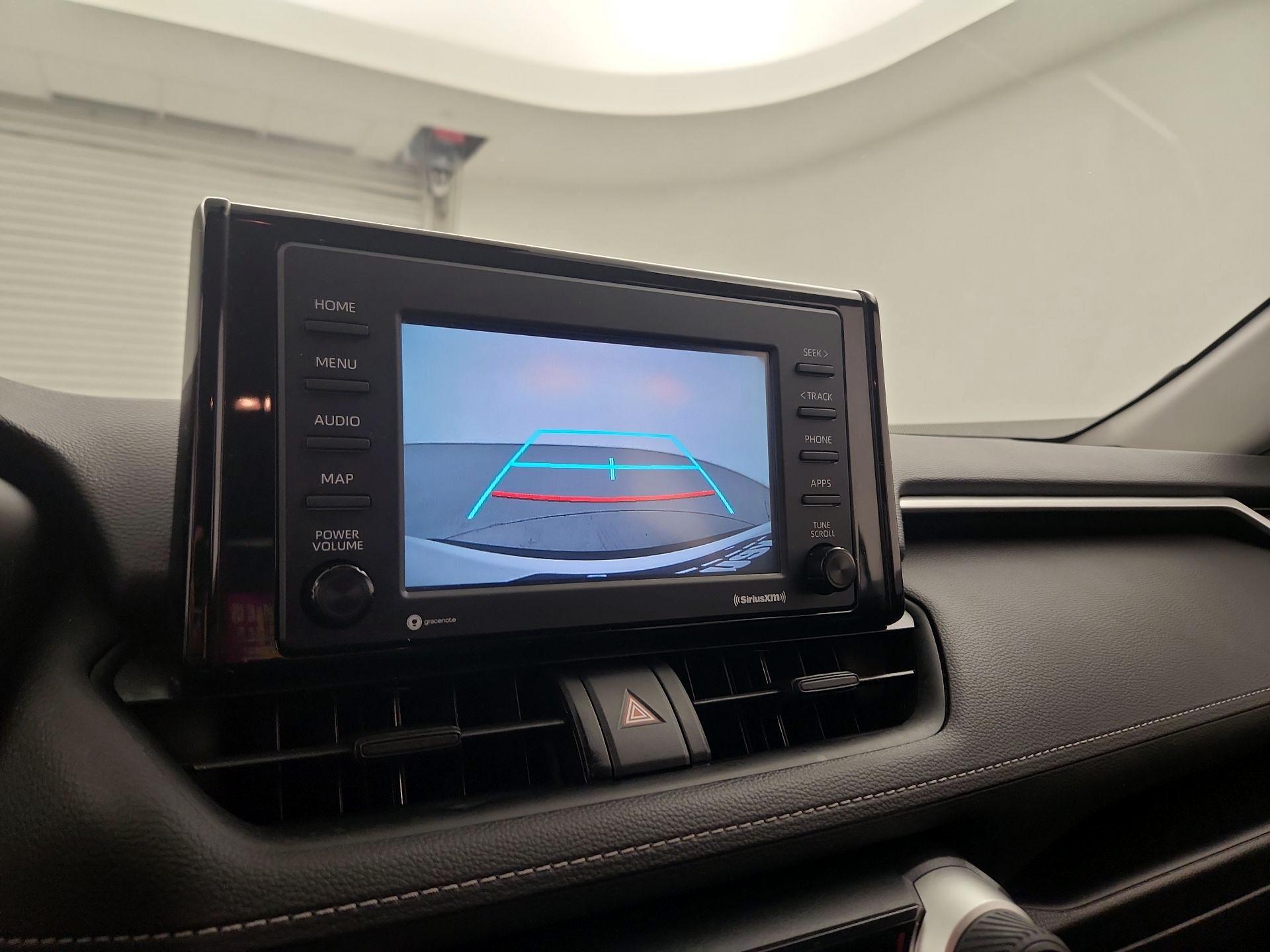 Thumbnail: 2020 Toyota RAV4 - 14
