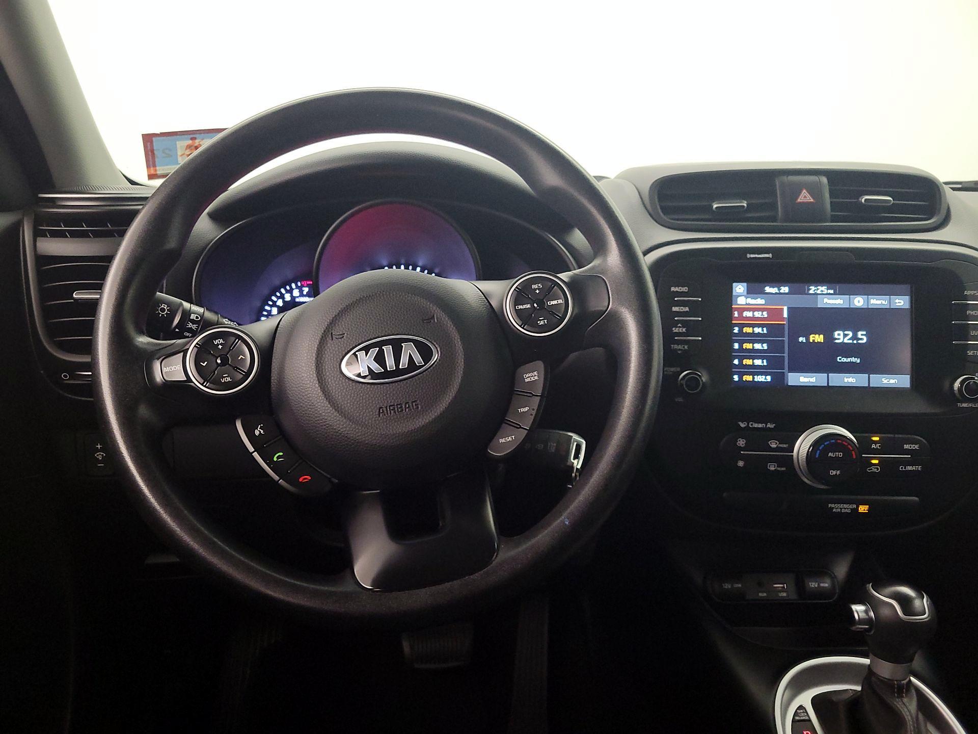Thumbnail: 2018 Kia Soul - 10