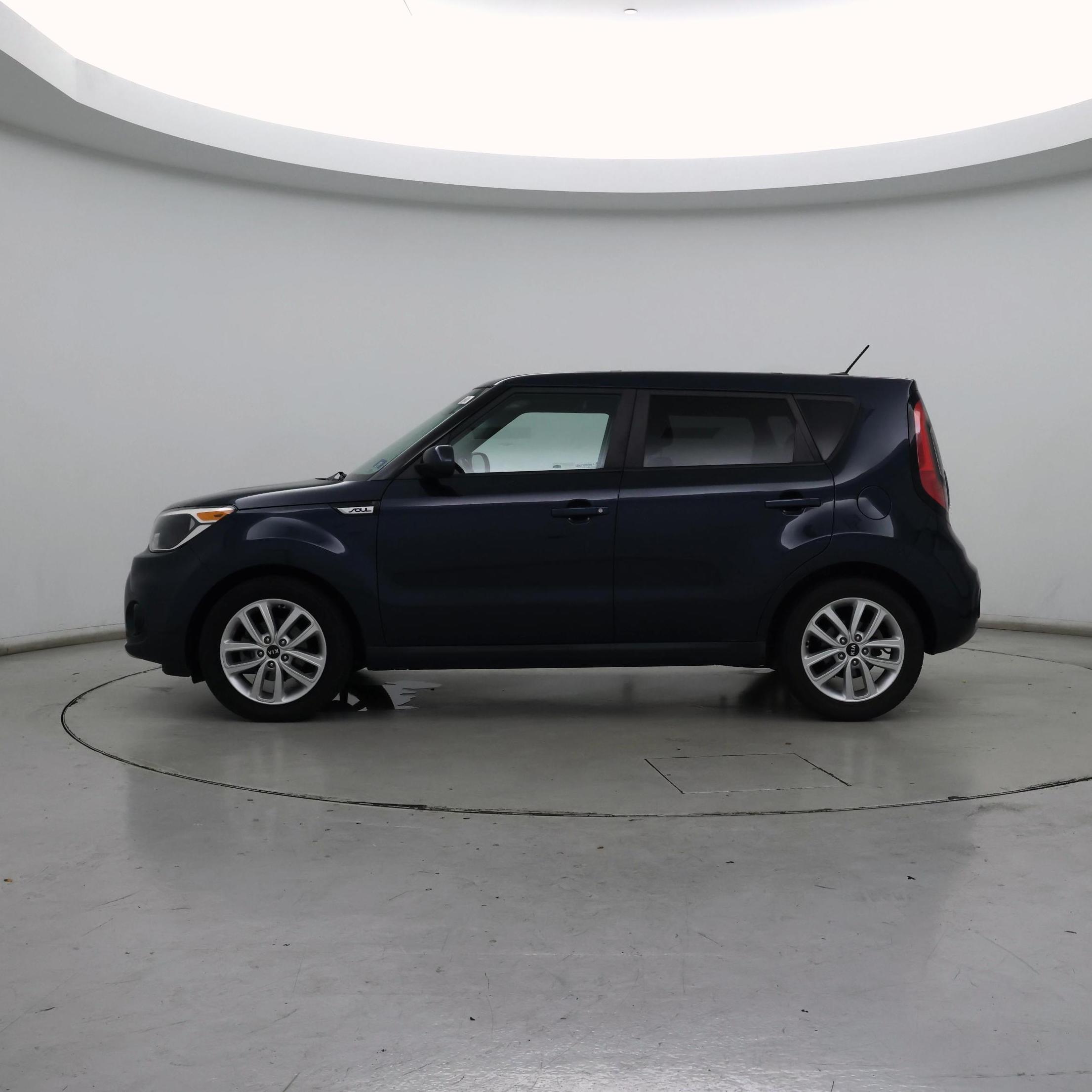 Thumbnail: 2018 Kia Soul - 3