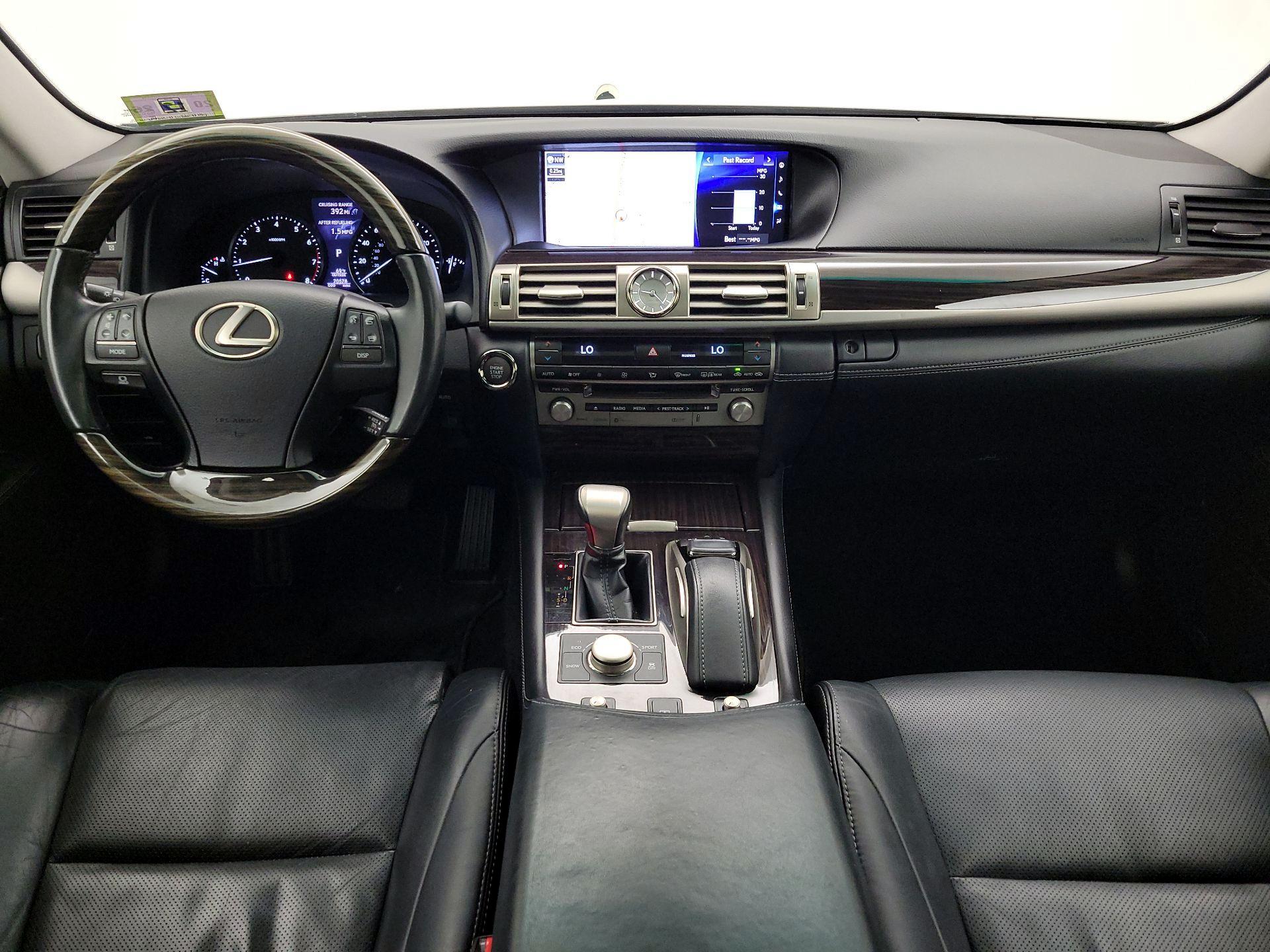 Thumbnail: 2017 Lexus LS - 9