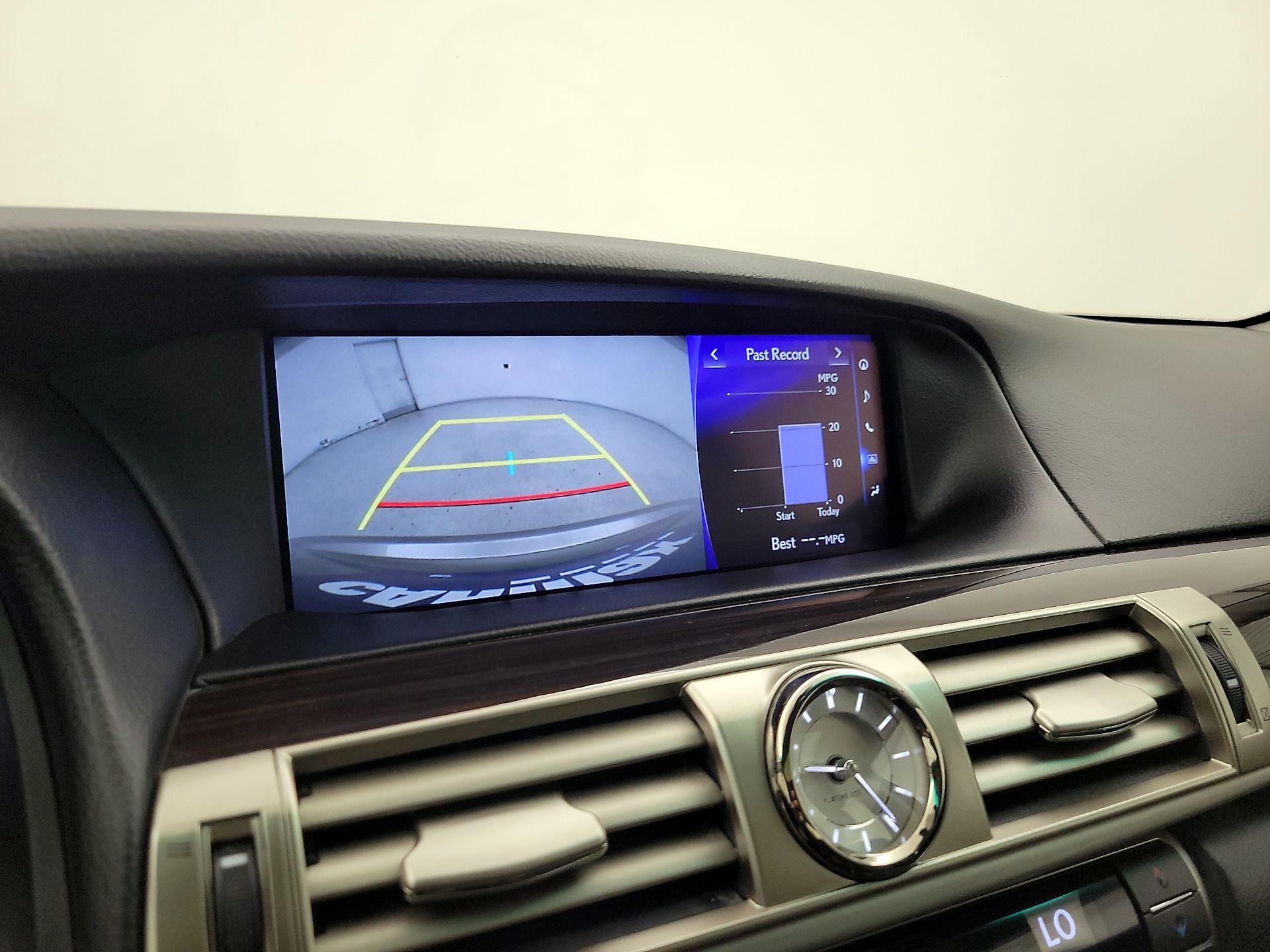 Thumbnail: 2017 Lexus LS - 15