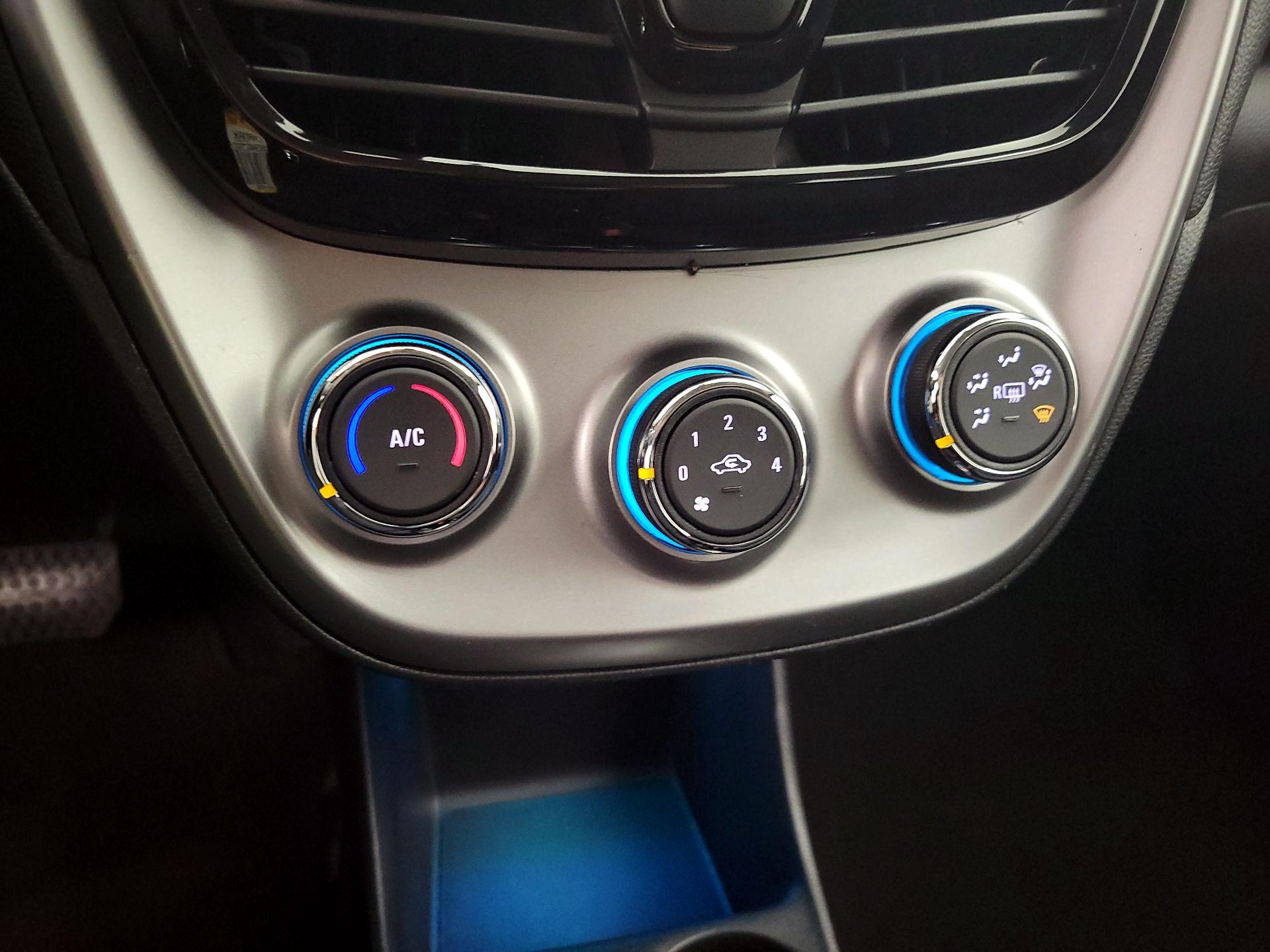 Thumbnail: 2016 Chevrolet Spark - 16