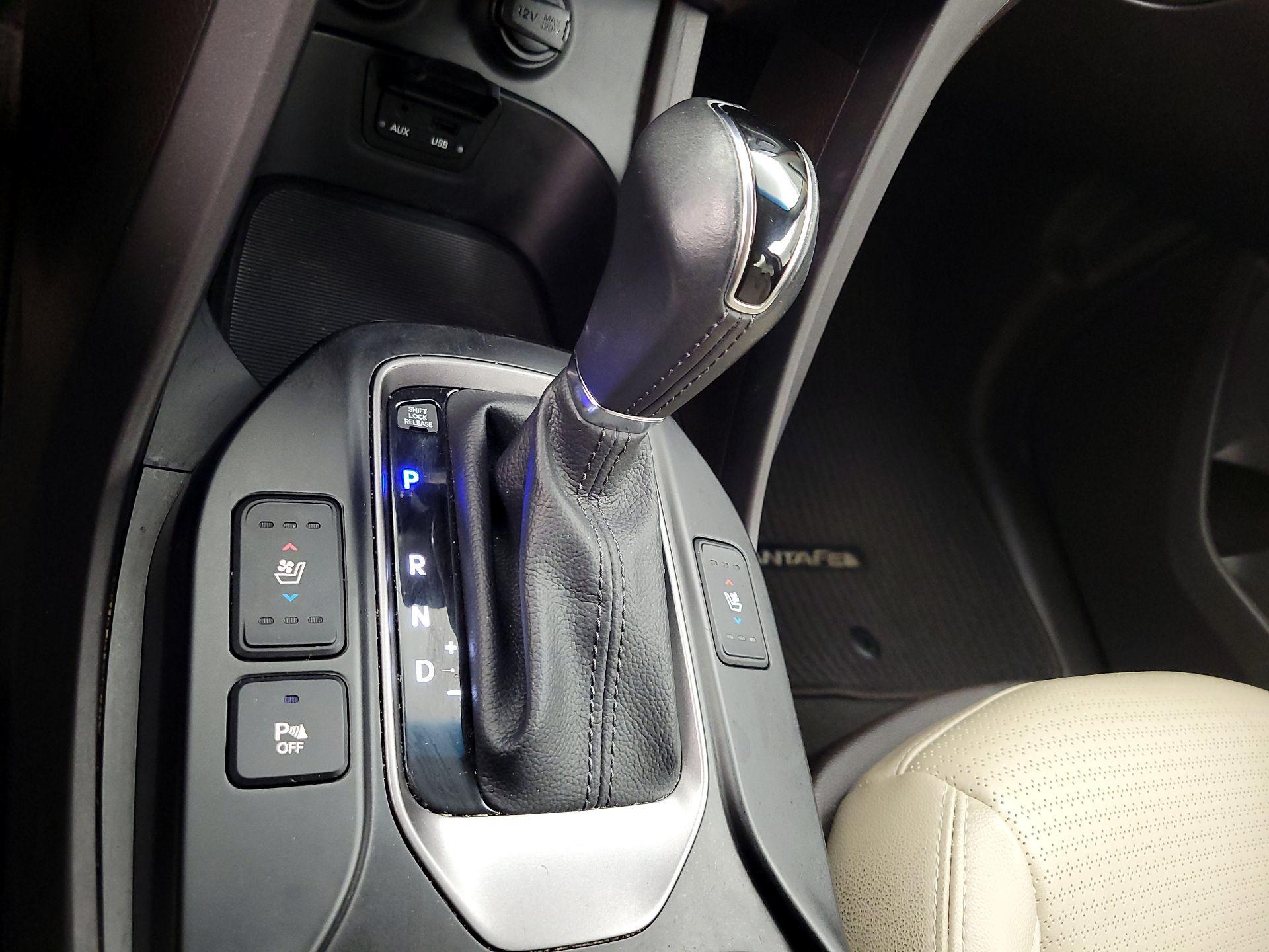 Thumbnail: 2014 Hyundai Santa Fe - 18