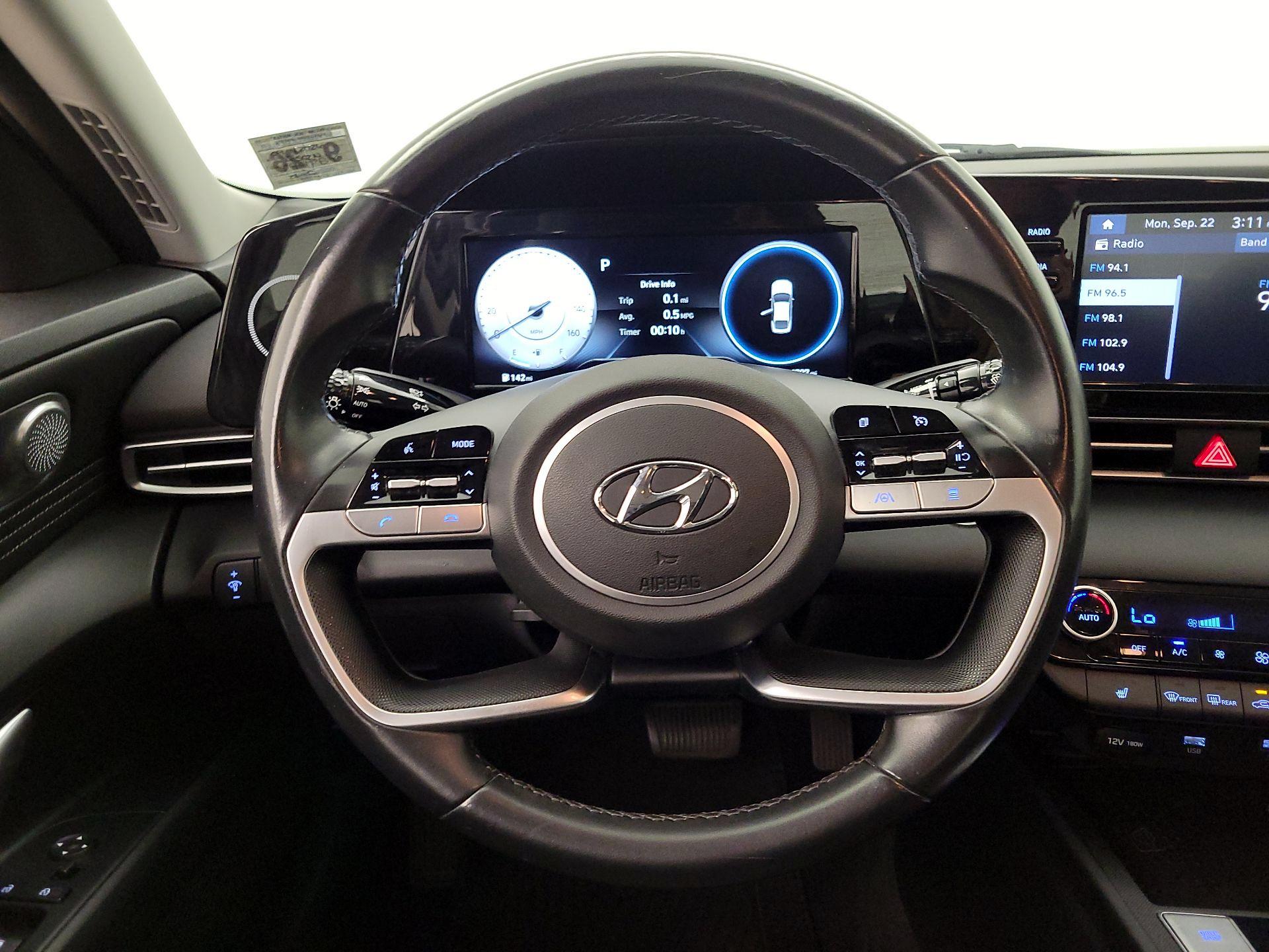Thumbnail: 2021 Hyundai Elantra - 10