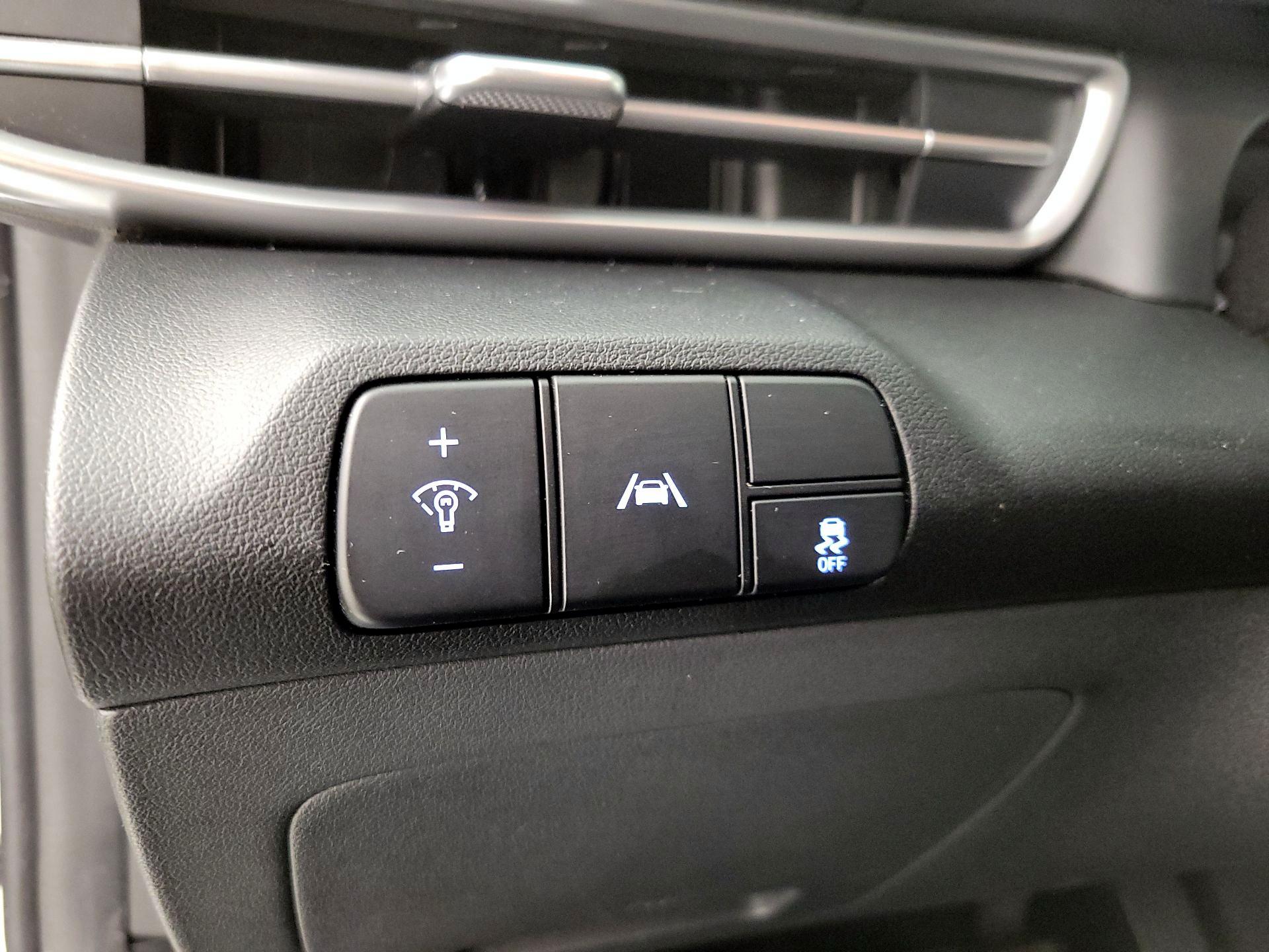 Thumbnail: 2021 Hyundai Elantra - 13