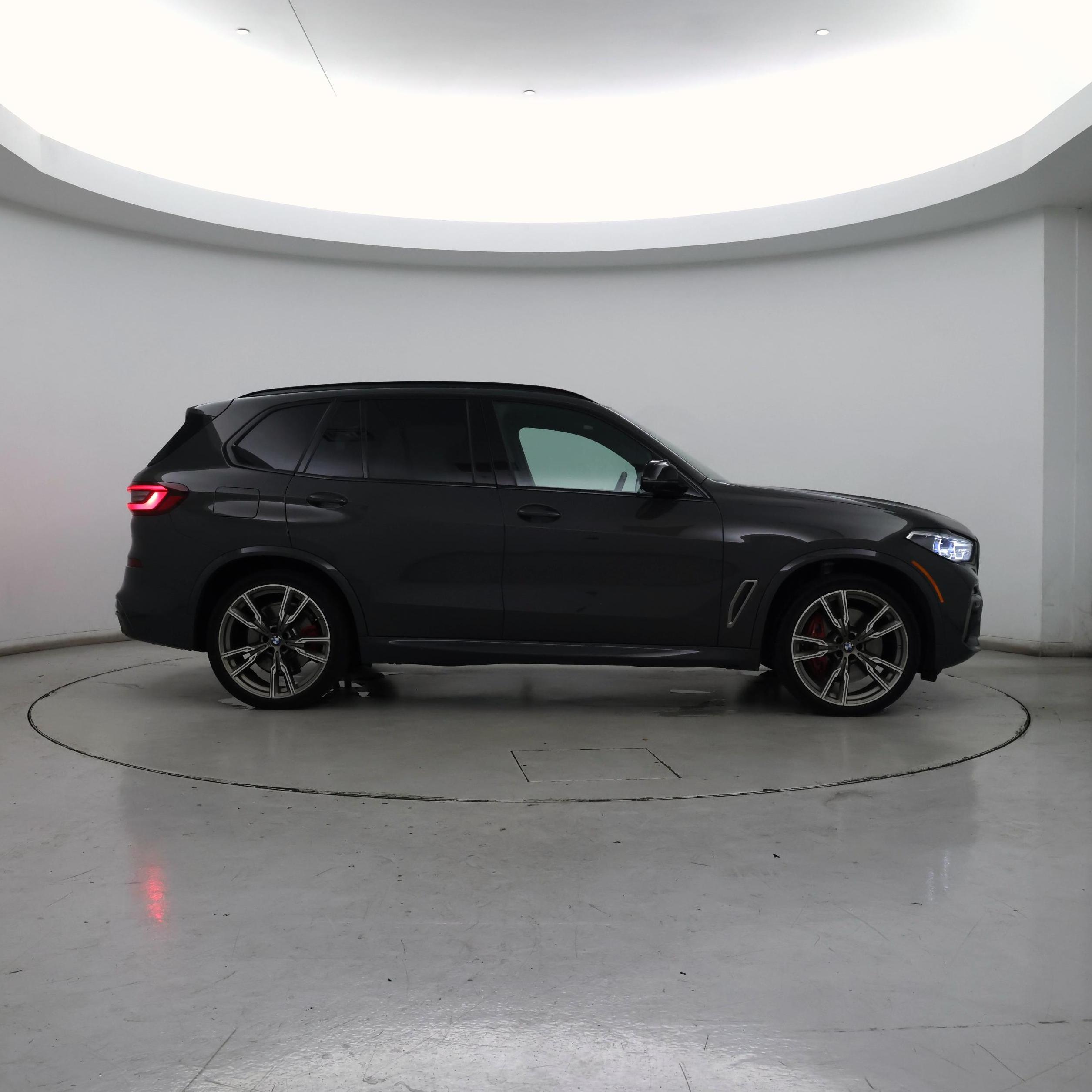 Thumbnail: 2021 BMW X5 - 7