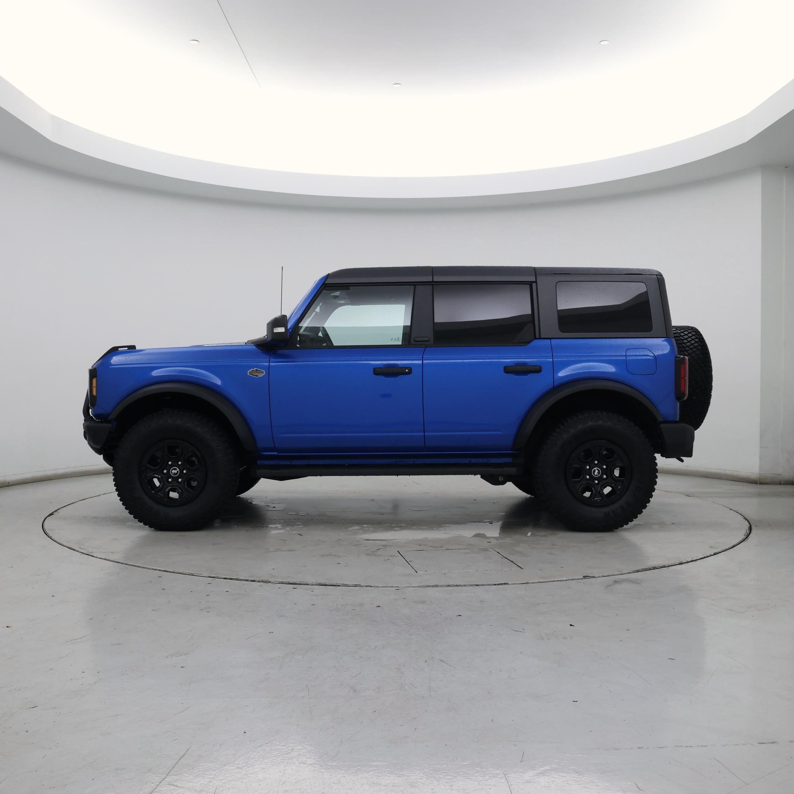 Thumbnail: 2024 Ford Bronco - 3