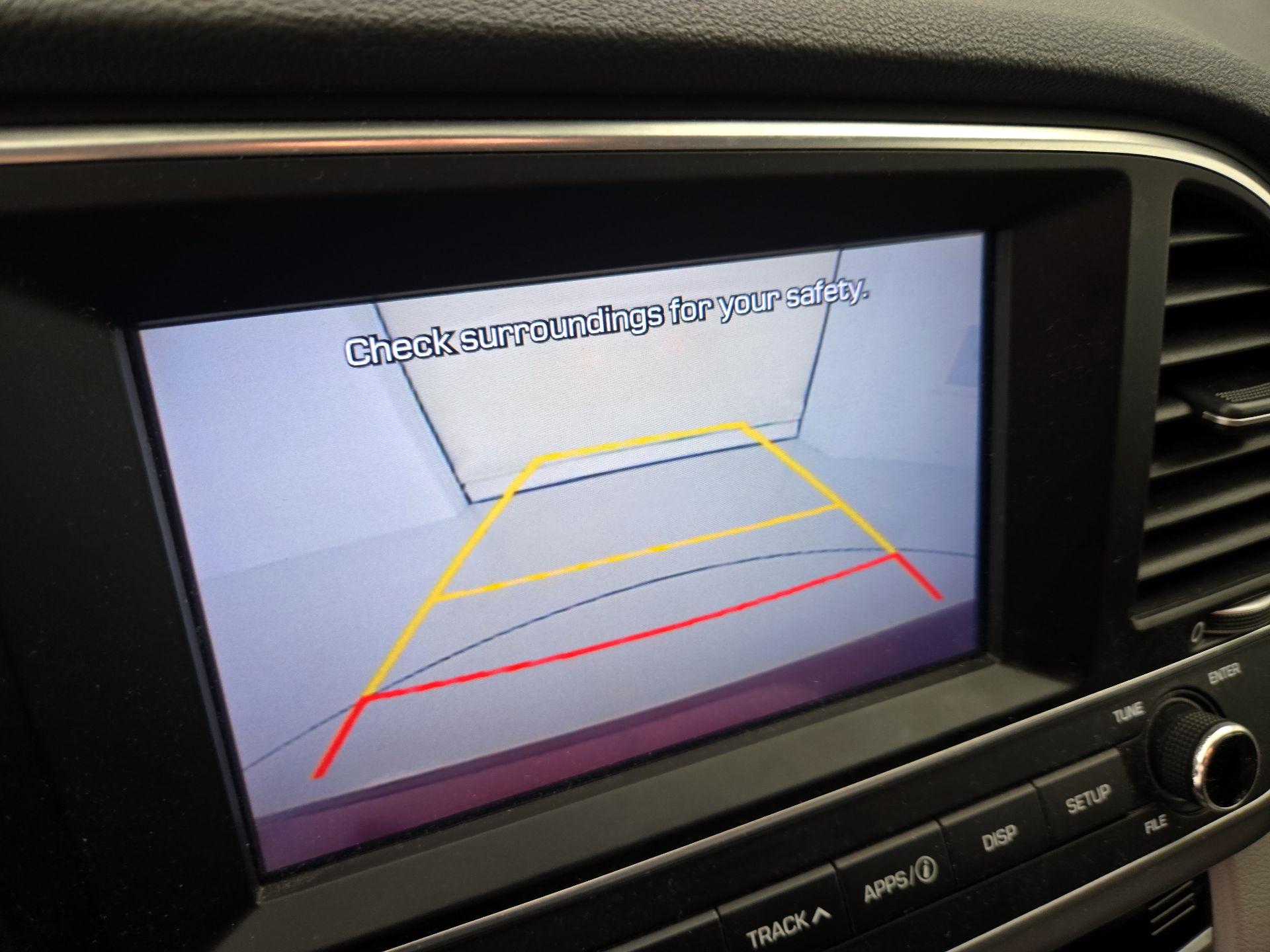 Thumbnail: 2017 Hyundai Elantra - 14