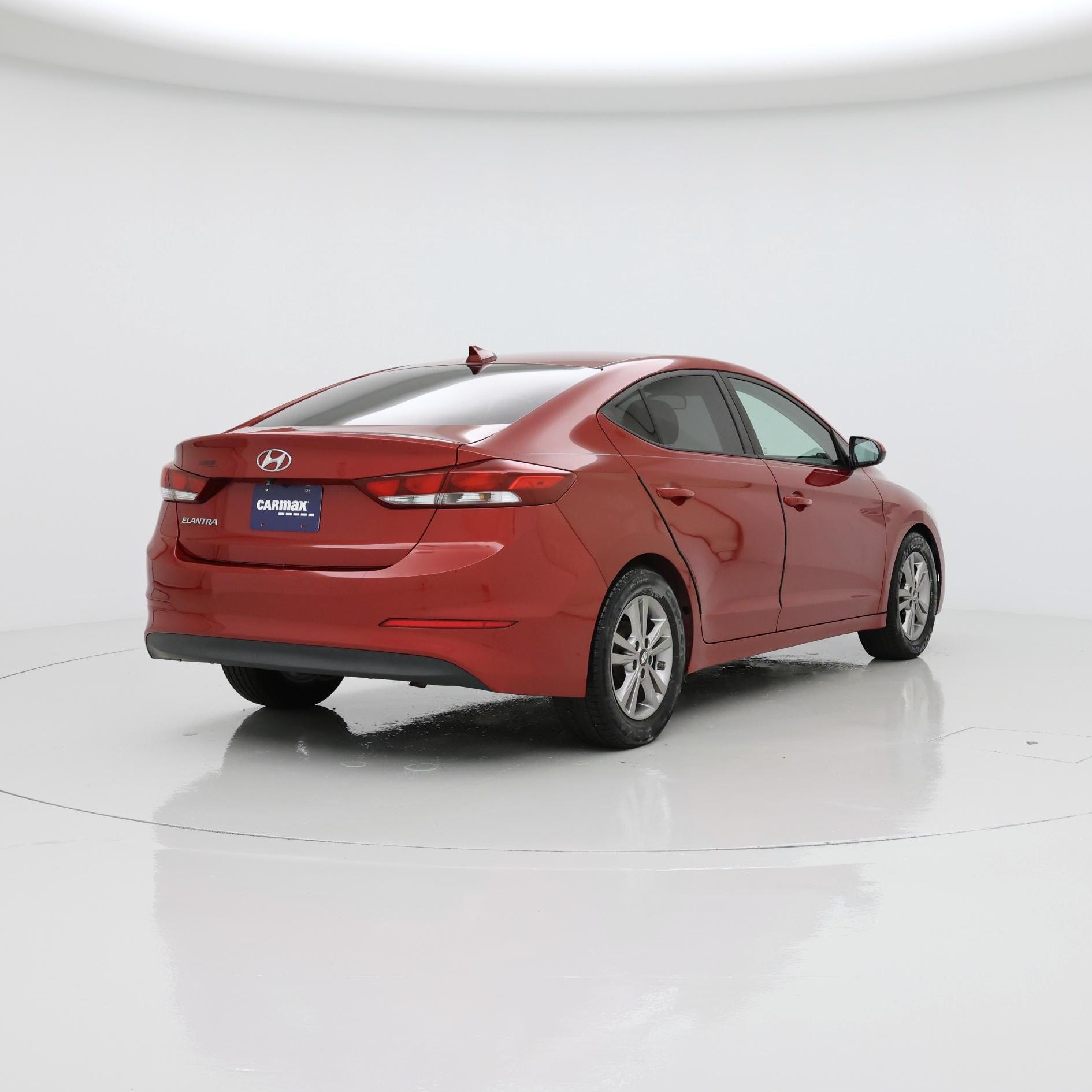Thumbnail: 2017 Hyundai Elantra - 8